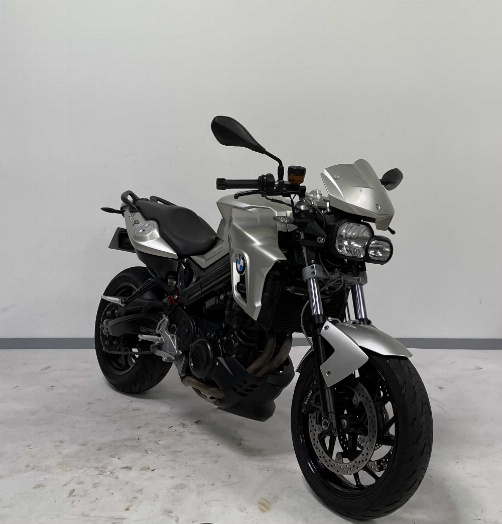 BMW F800R 2013 vue 3/4 droite