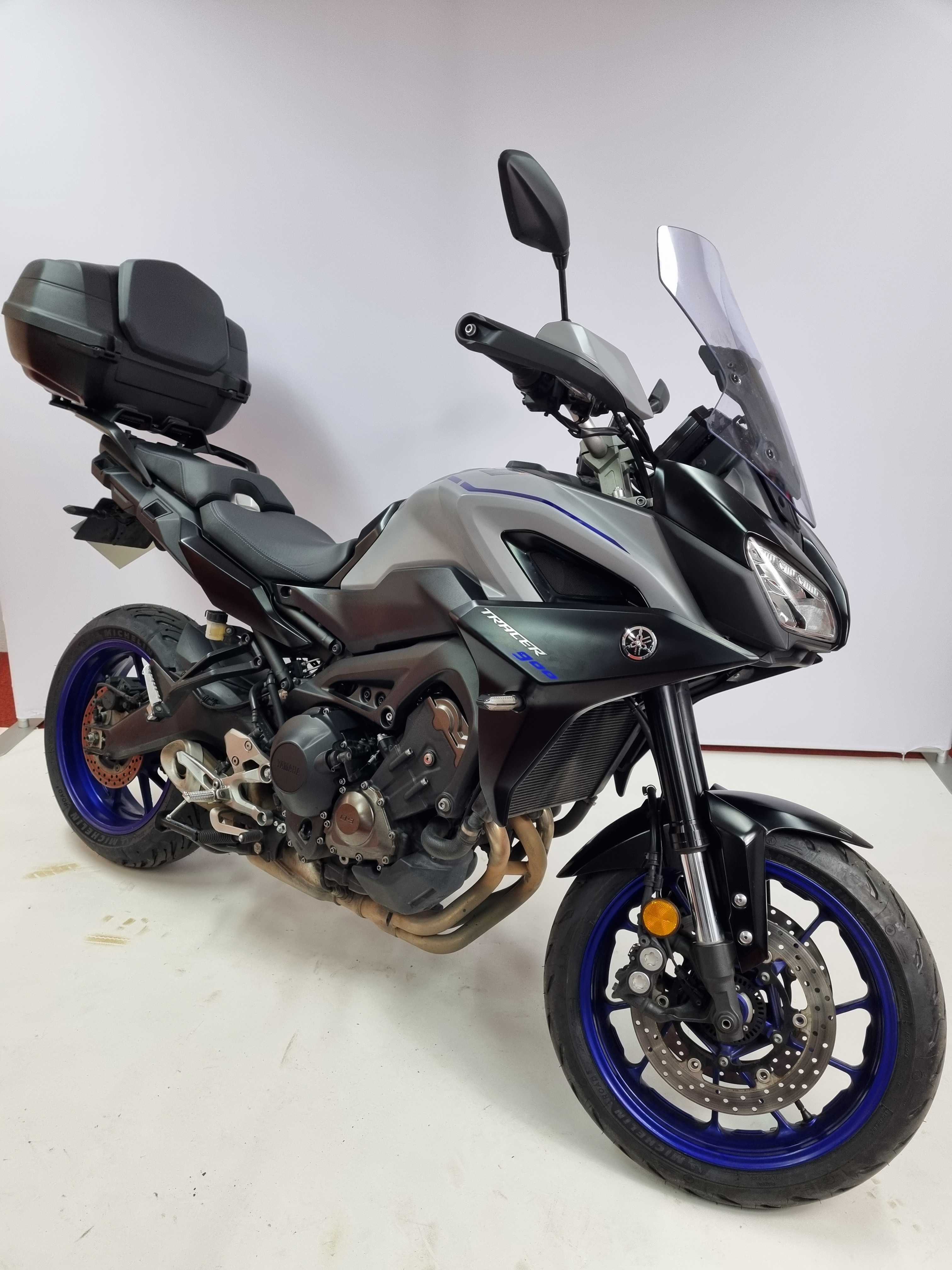 Yamaha Tracer 900 (MTT850) 2020 HD vue 3/4 droite