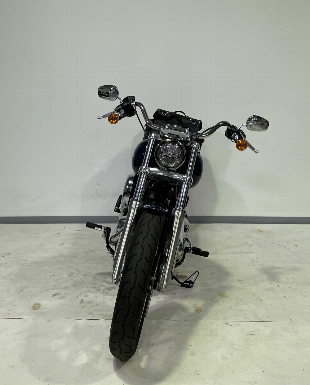 Harley-Davidson SOFTAIL LOW RIDER FXLR 2020 vue avant