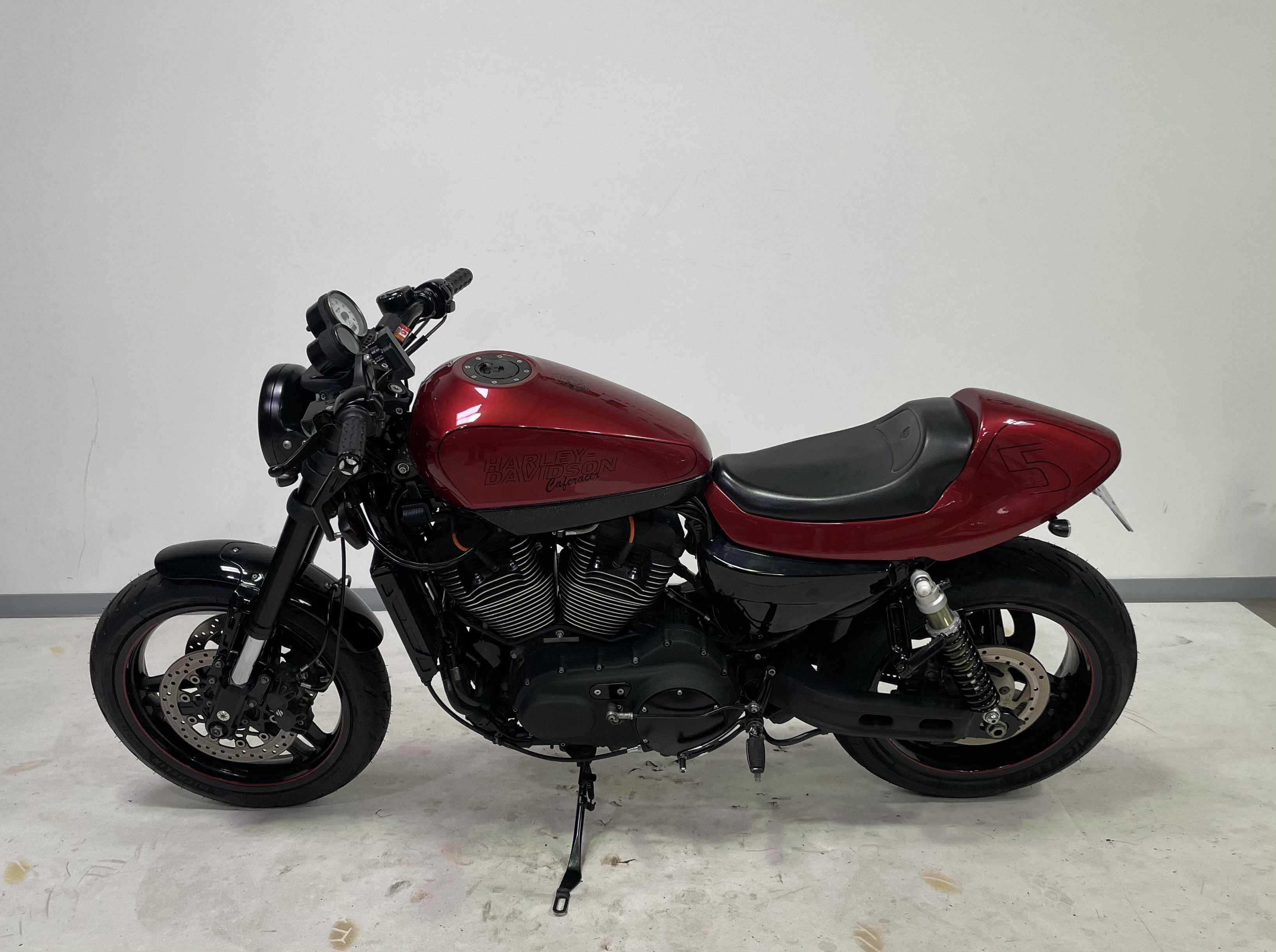 Harley-Davidson XR 1200 2011 HD vue gauche