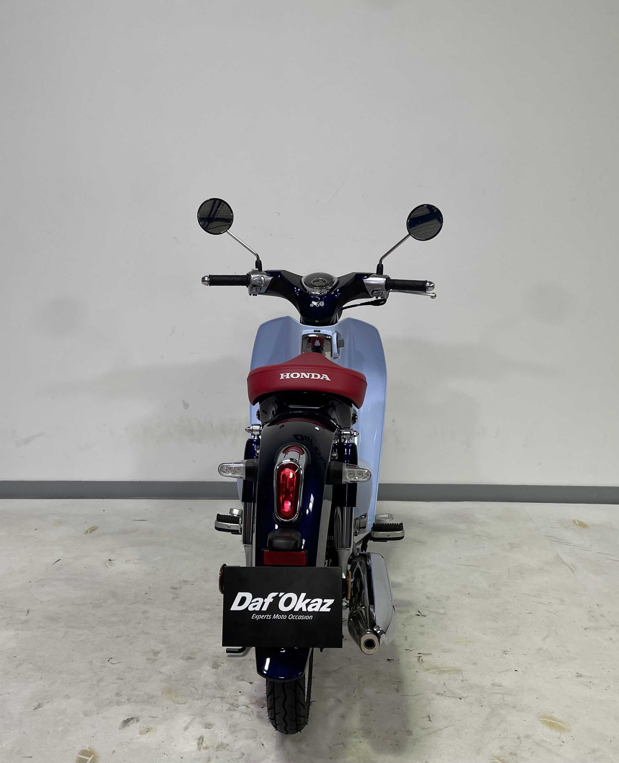 Honda C 125 A Super Club 2020 HD vue arrière