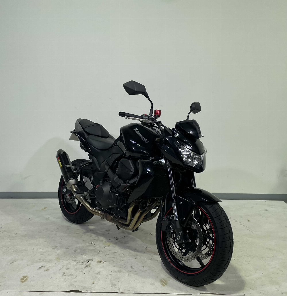 Kawasaki Z 750 (ZR750) 2012 vue 3/4 droite