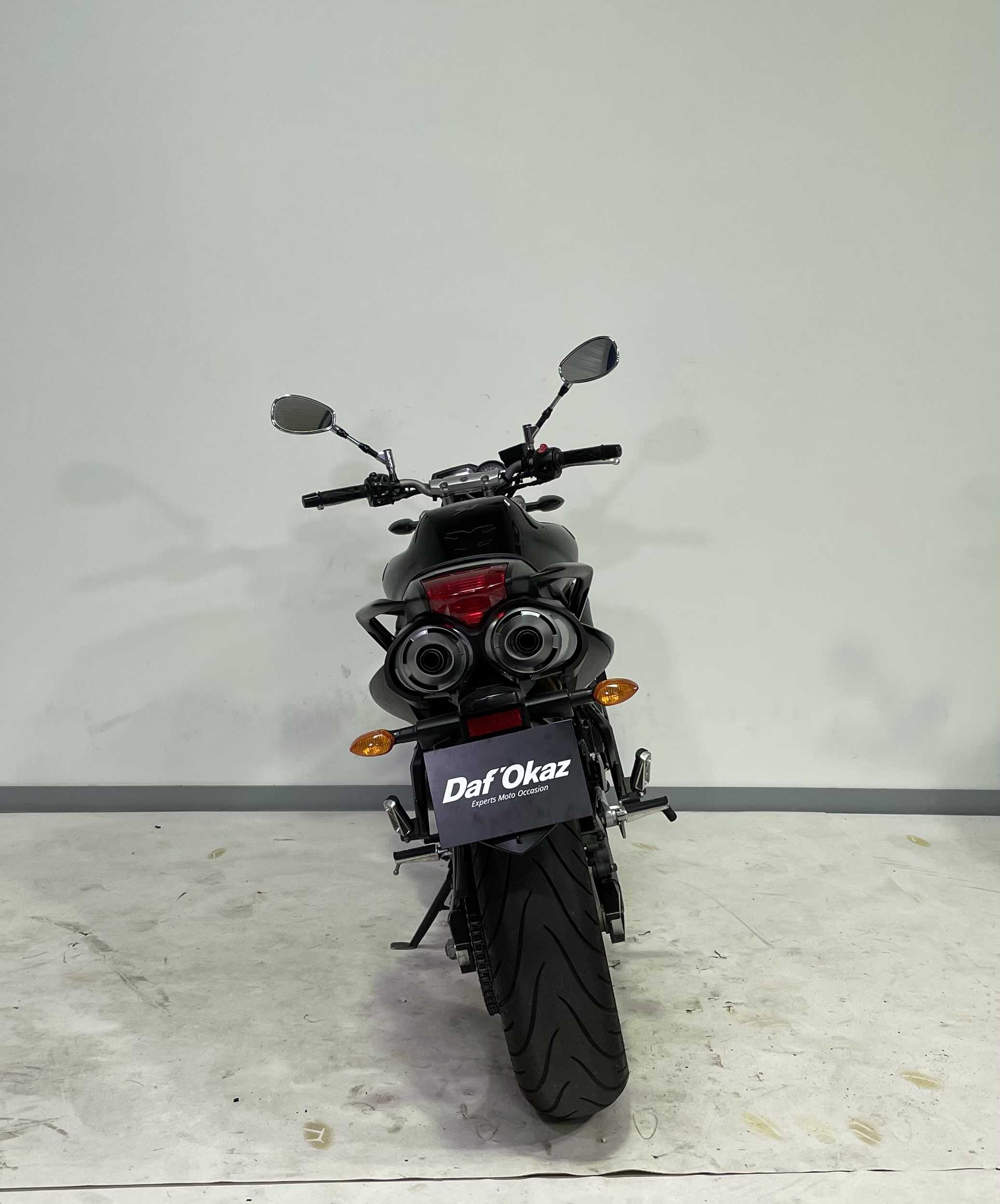 Yamaha FZ6 2008 HD vue arrière