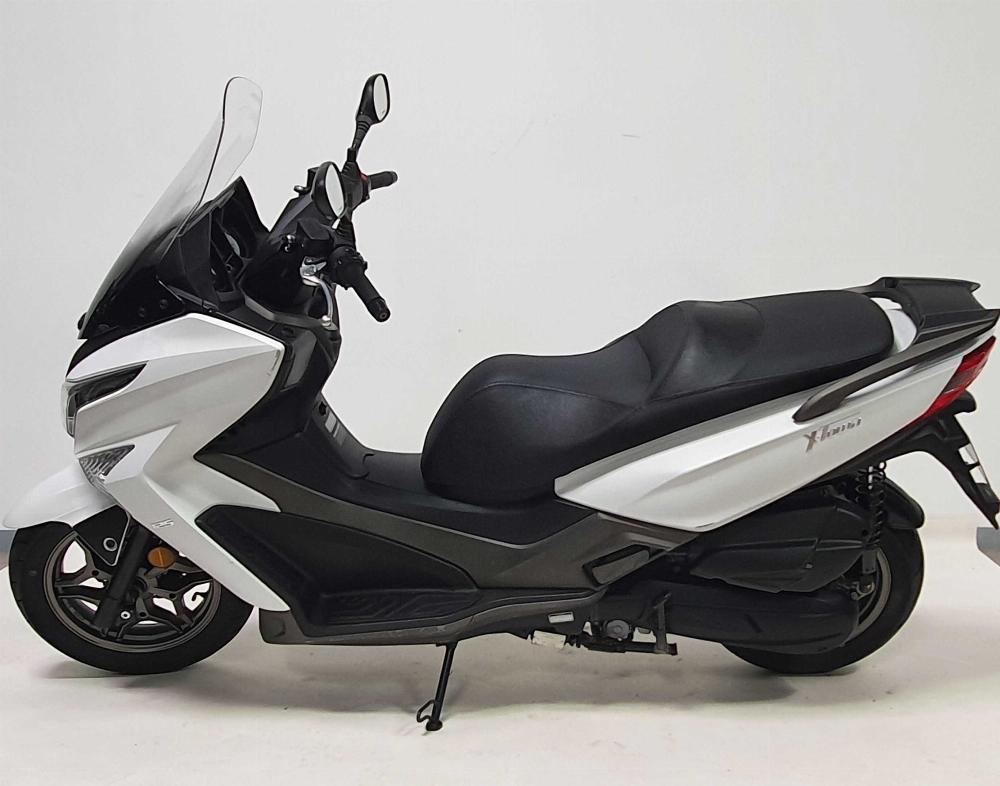 Kymco X-Town 125 2018 vue gauche