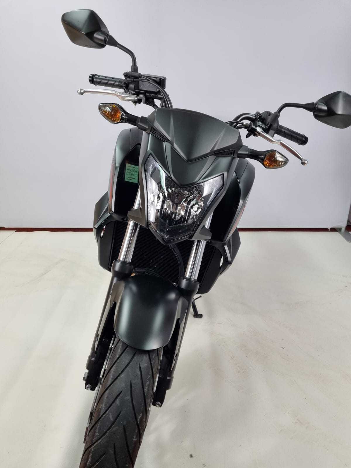 Honda CB650F ABS 2016 HD vue avant