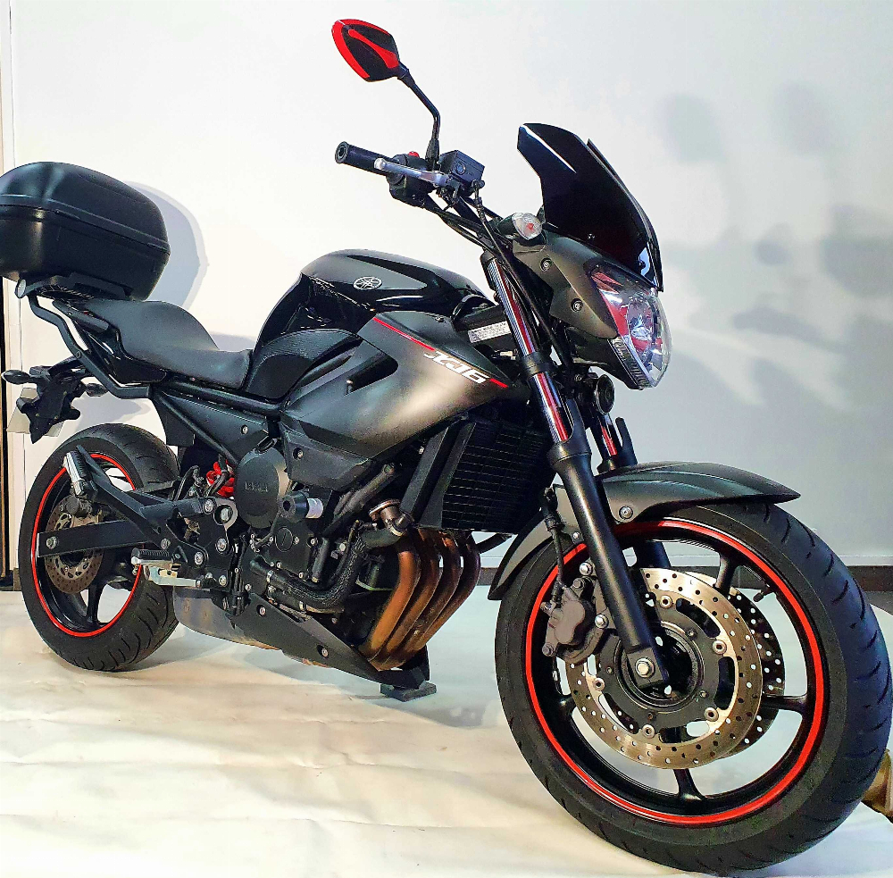 Yamaha XJ6600N 2015 vue 3/4 droite