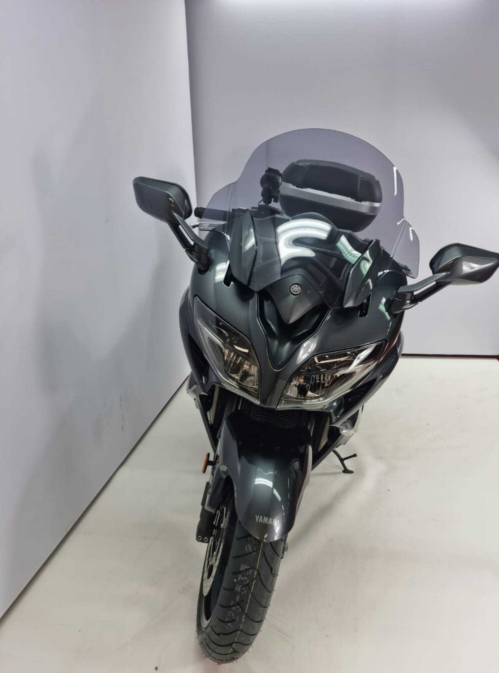 Yamaha FJR1300 AS 2016 vue avant