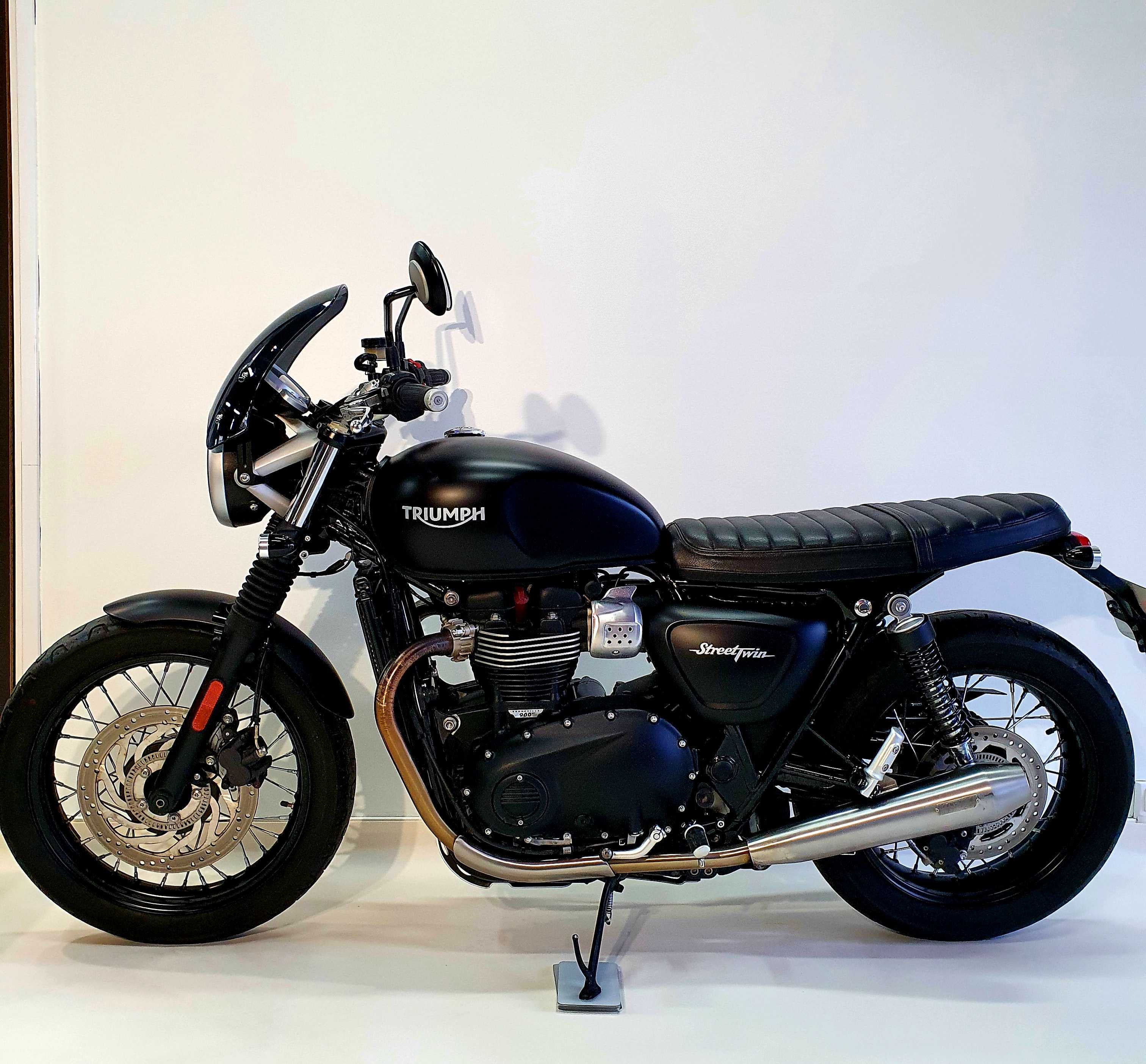 Triumph 900 Street Twin 2016 HD vue gauche