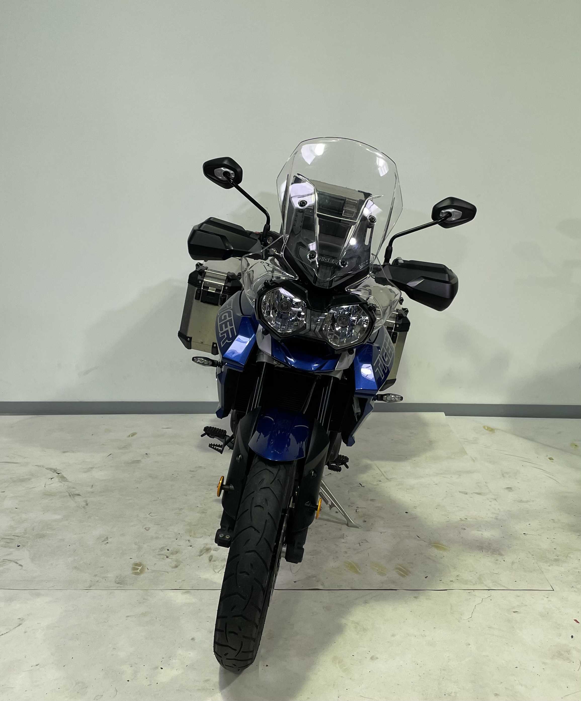 Triumph 800 Tiger XRX 2019 HD vue avant