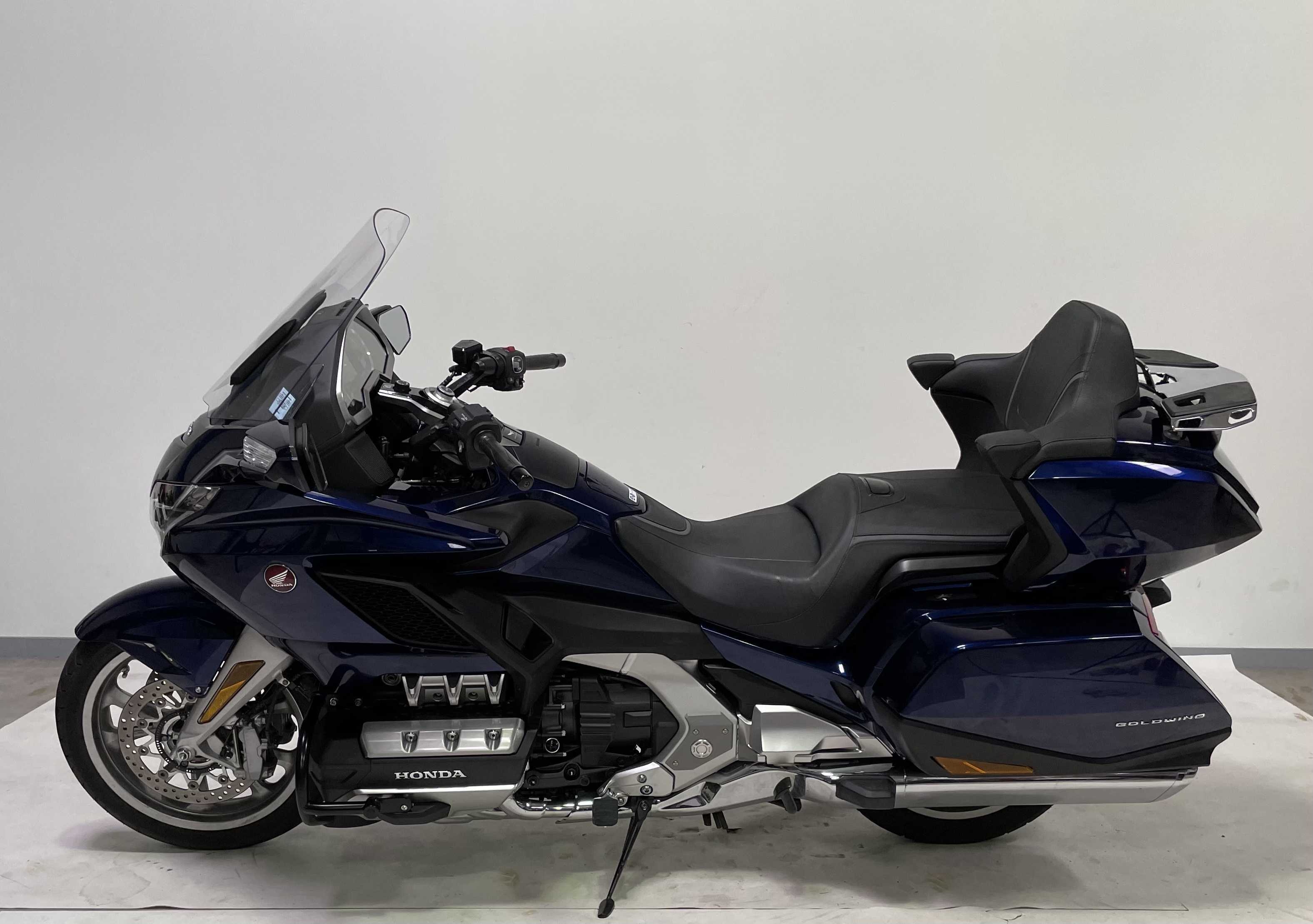 Honda GL 1800 Goldwing Tour DCT / Airbag 2019 HD vue gauche