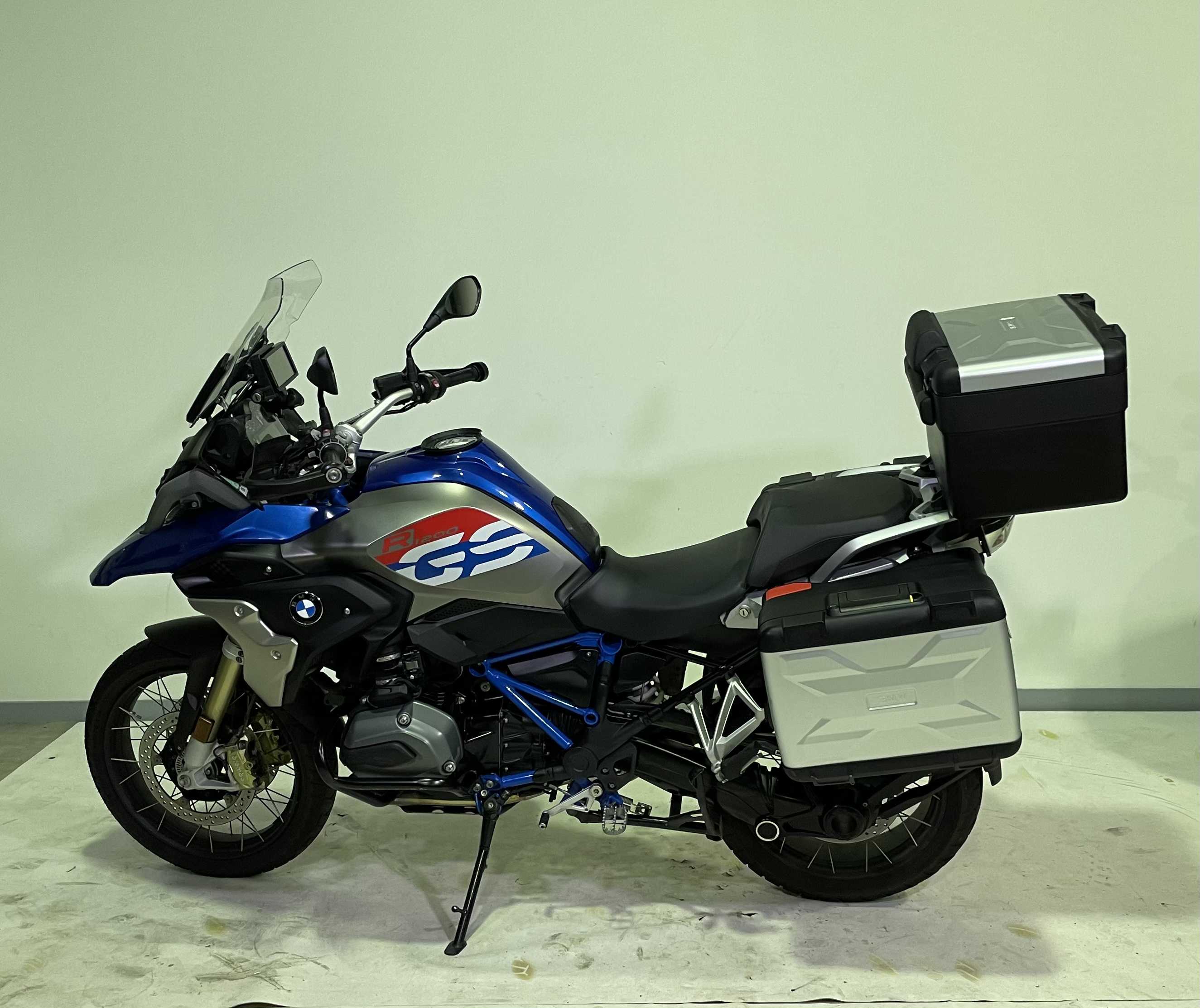 BMW R1200GS 2018 HD vue gauche