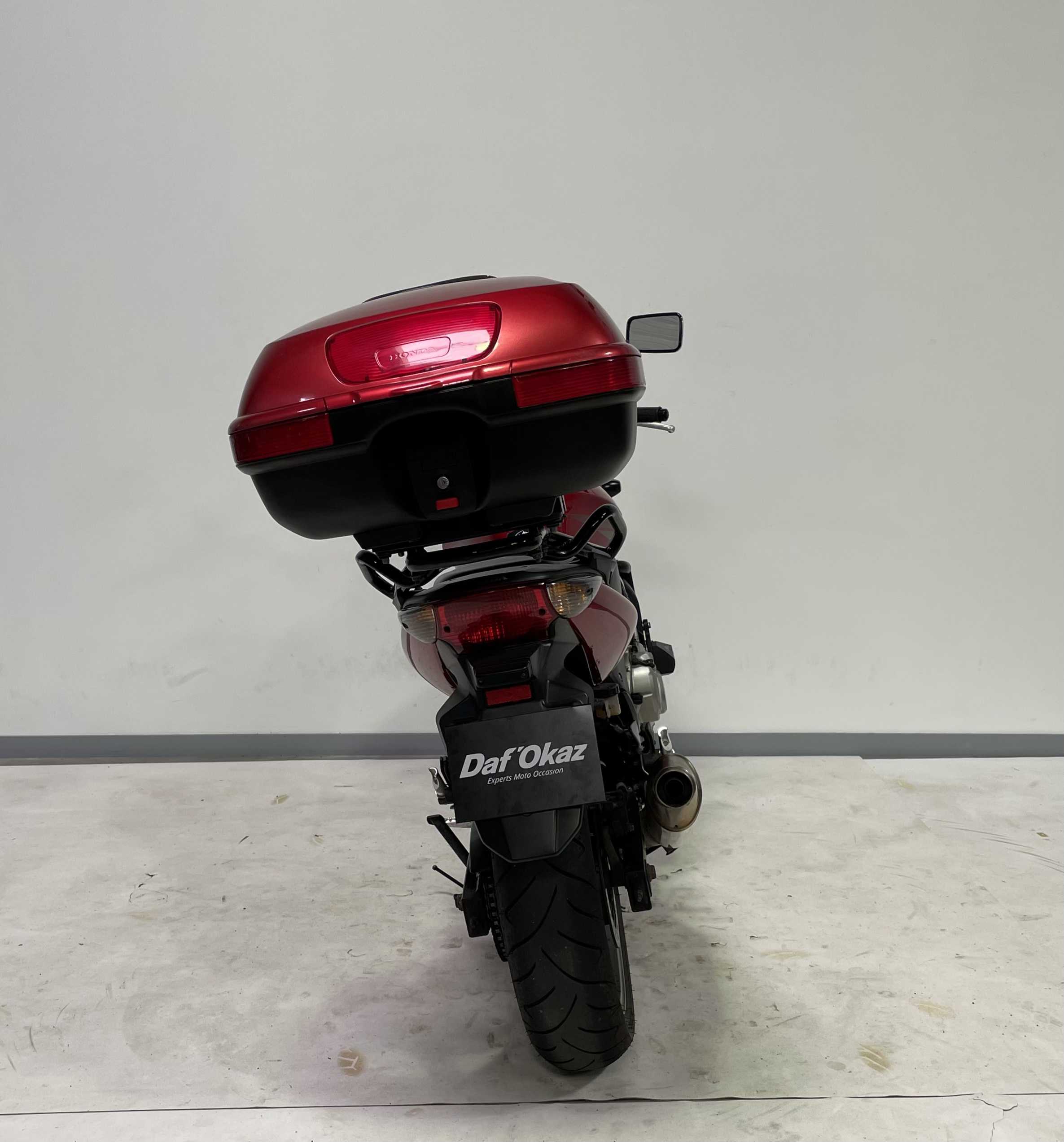 Honda CBF 600 N 2008 HD vue arrière