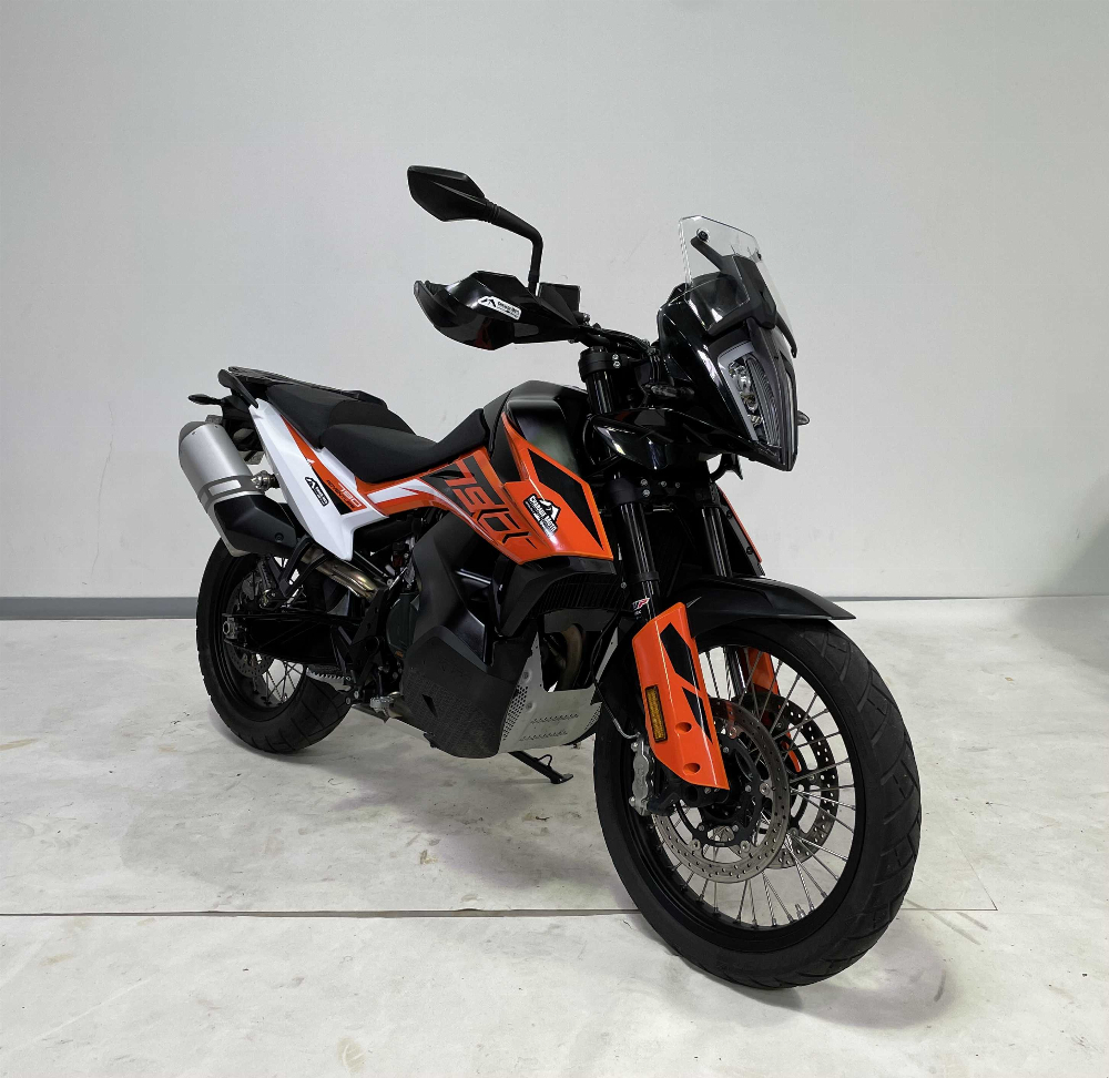 KTM 790 Adventure 2019 vue 3/4 droite