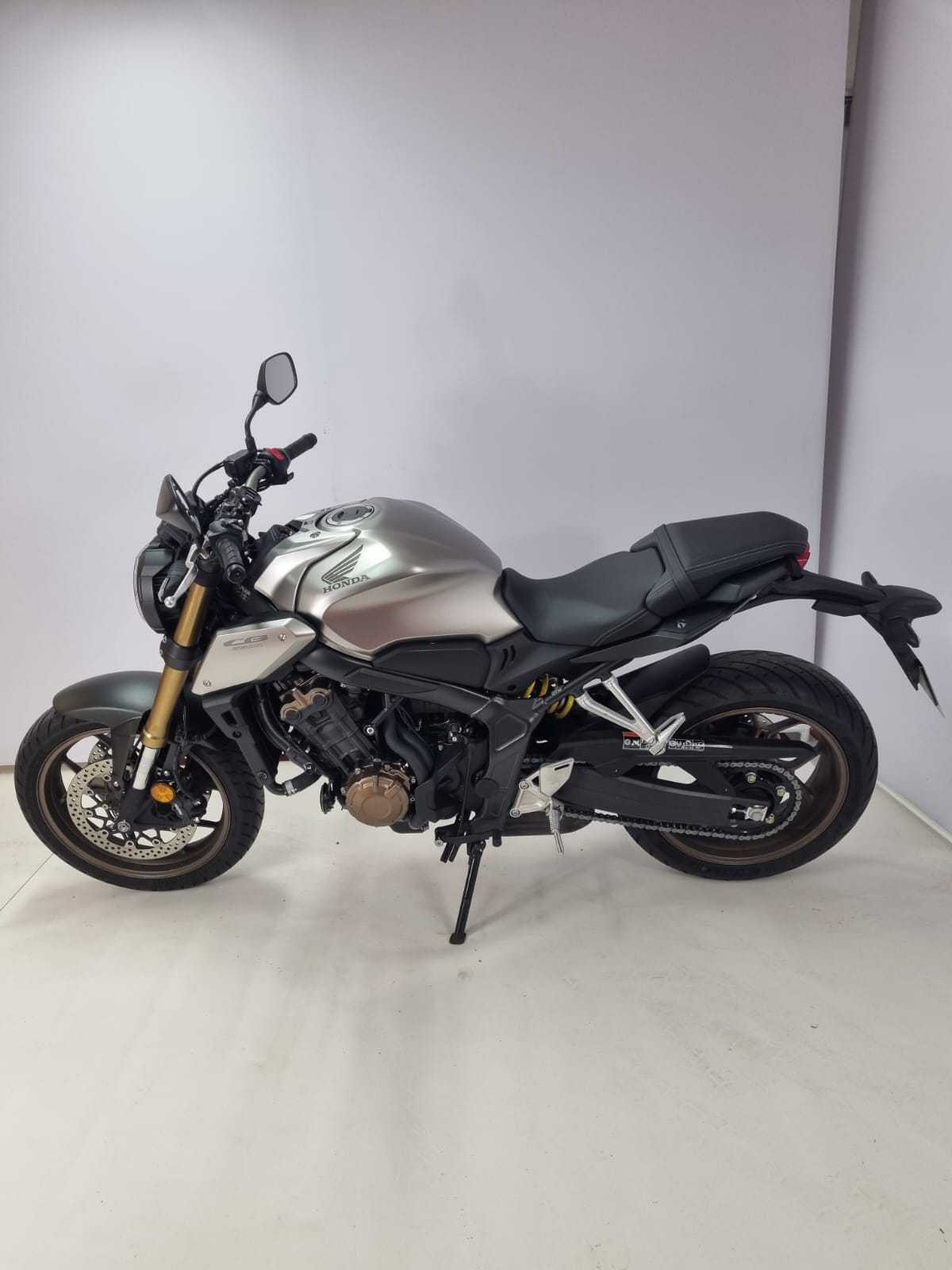 Honda CB 650 R 2020 HD vue gauche