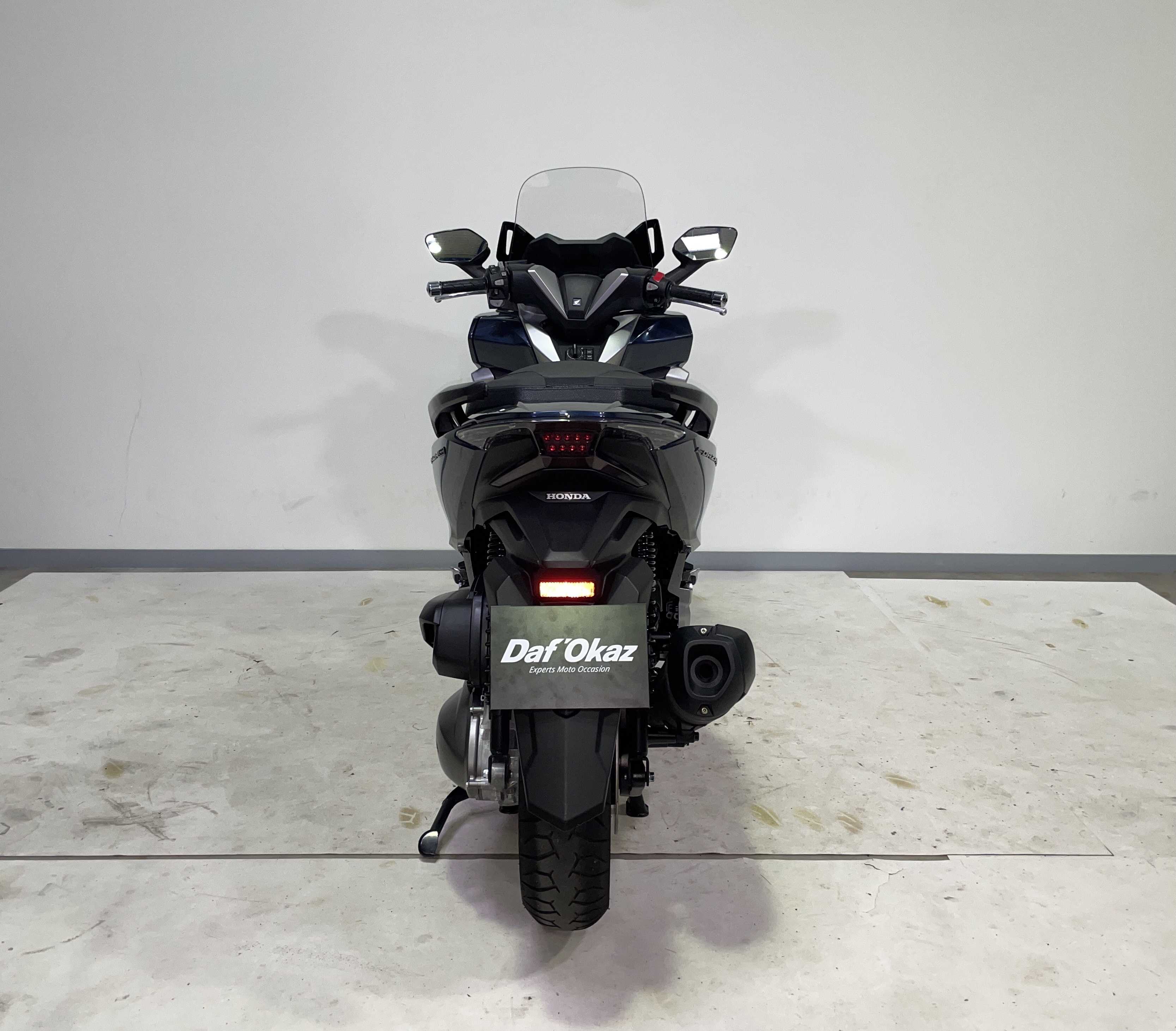 Honda NSS 300 Forza ABS 2019 HD vue arrière