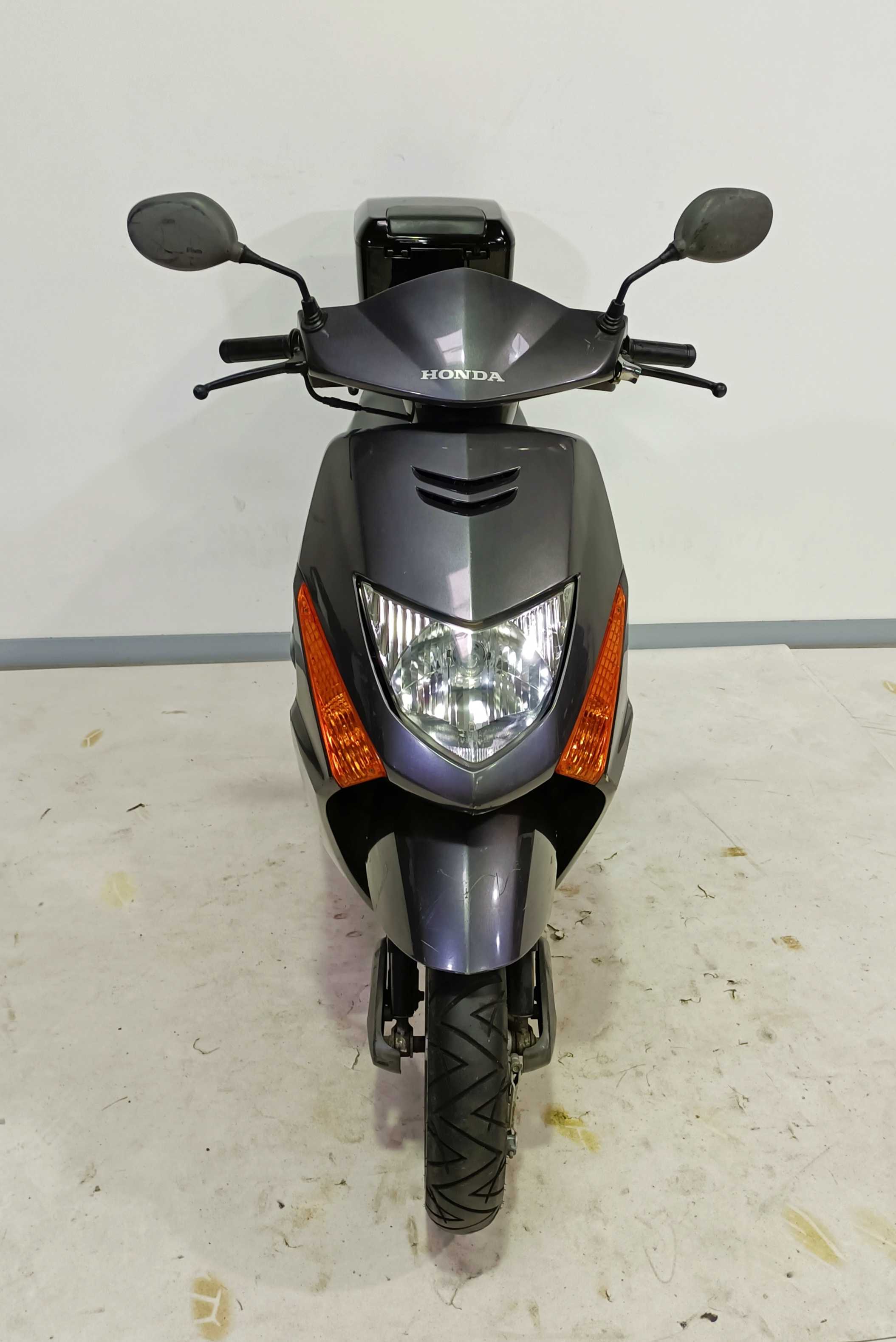 Honda NH 100 Lead 2003 HD vue avant