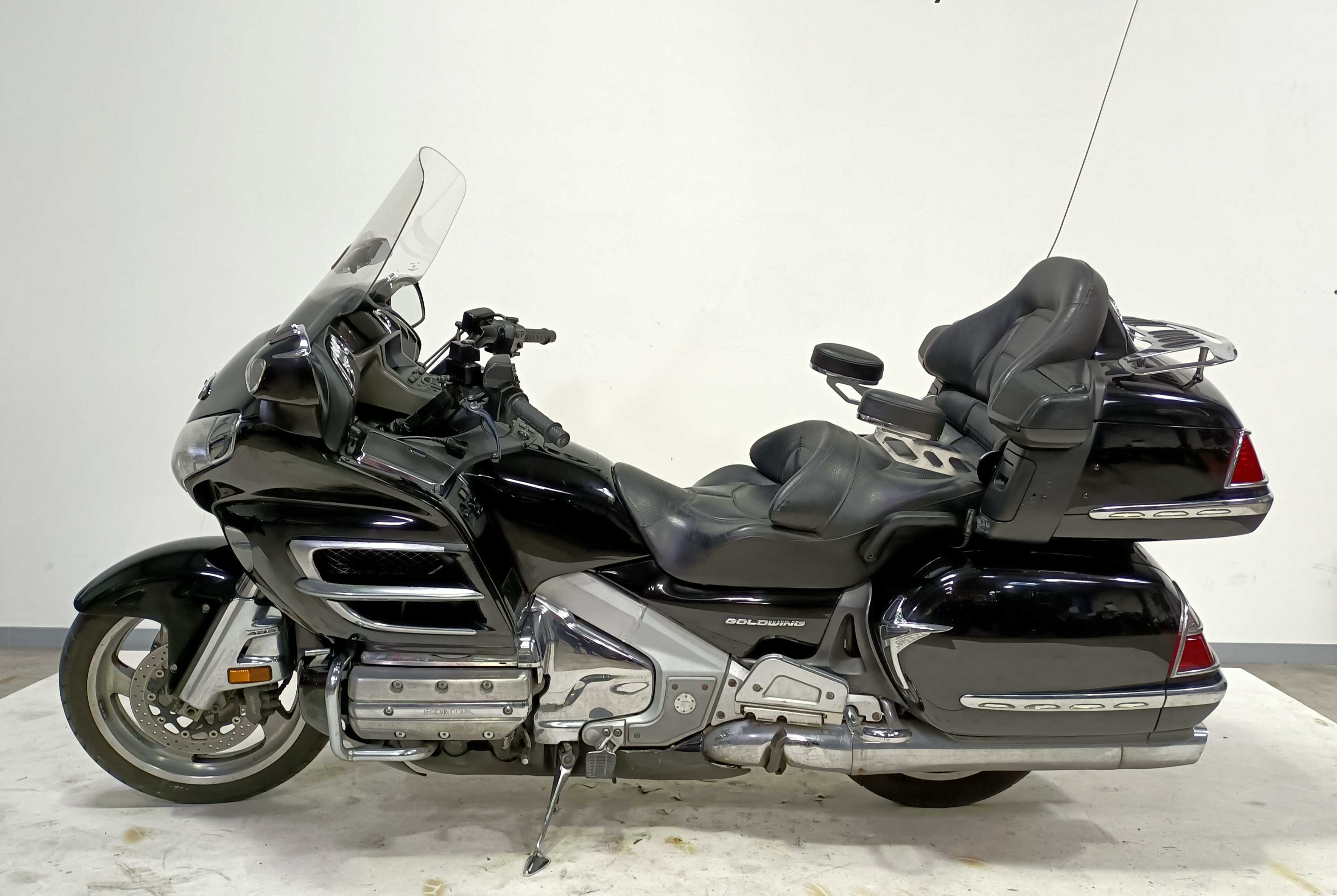 Honda GL 1800 Goldwing 2009 HD vue gauche