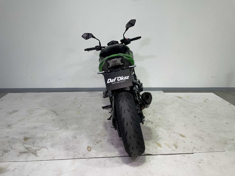 Kawasaki Z900 2017 vue arrière