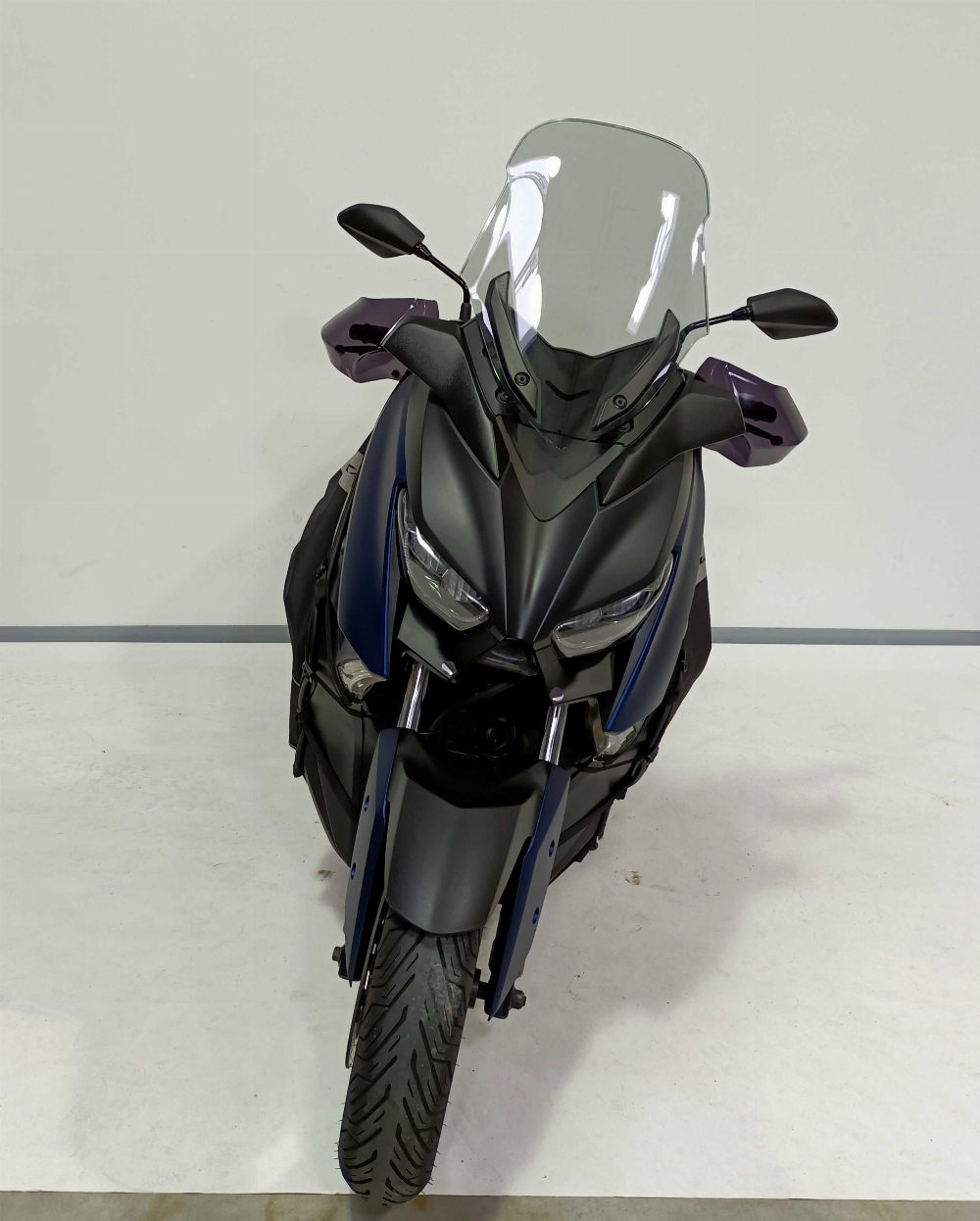 Yamaha CZD300AX-Max 2019 vue avant