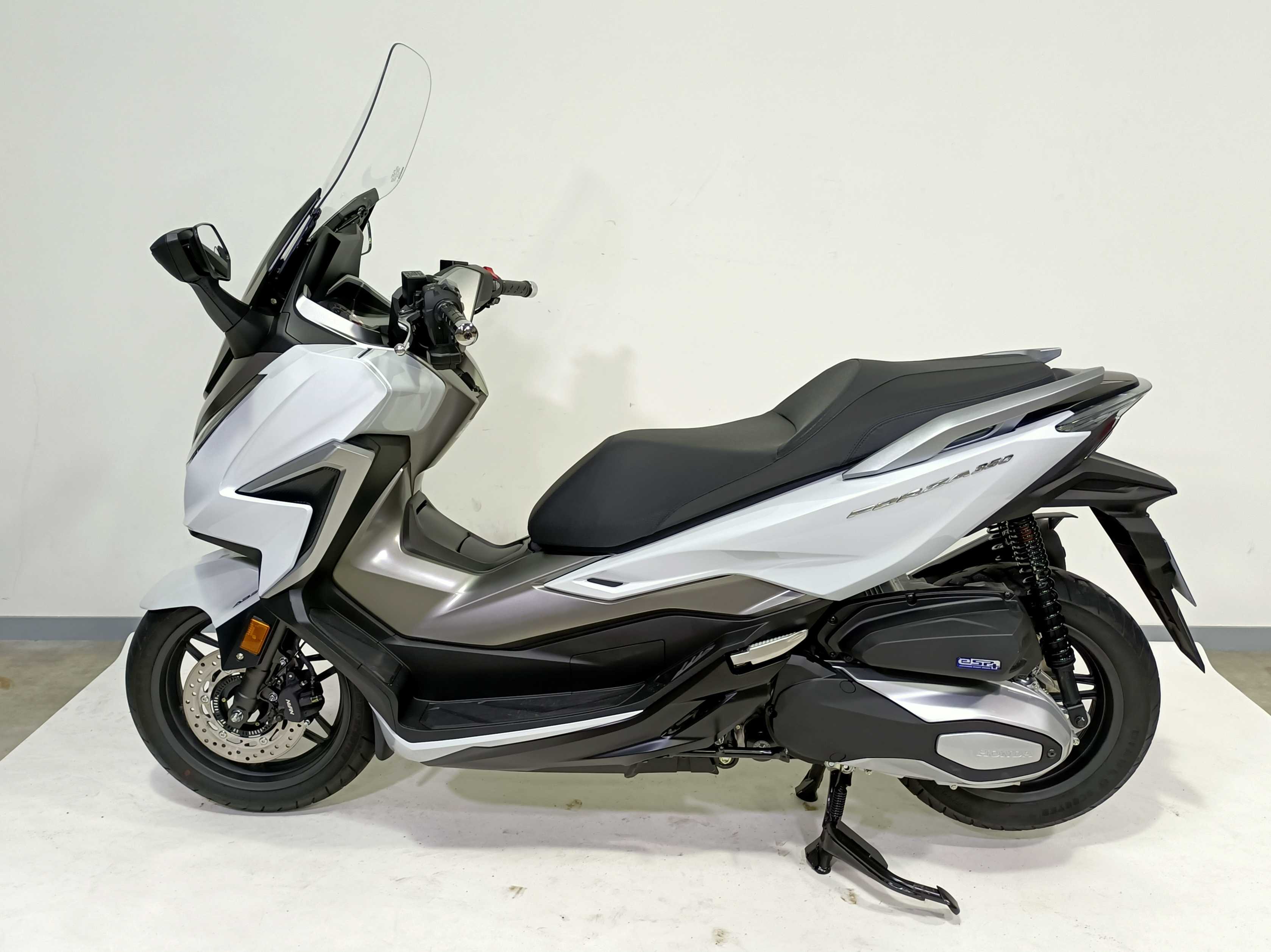 Honda NSS 350 Forza 2021 HD vue gauche