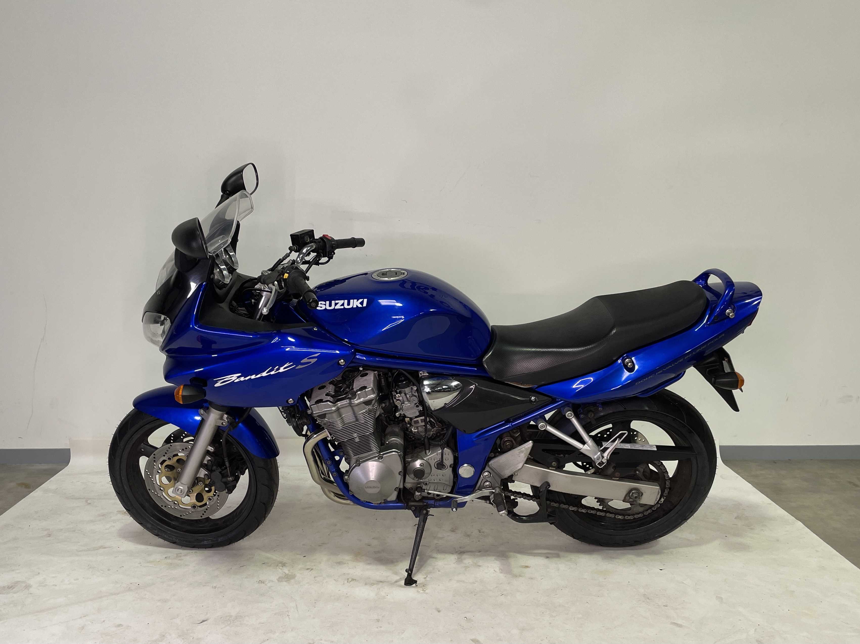 Suzuki GSF 600 N Bandit 2001 HD vue gauche