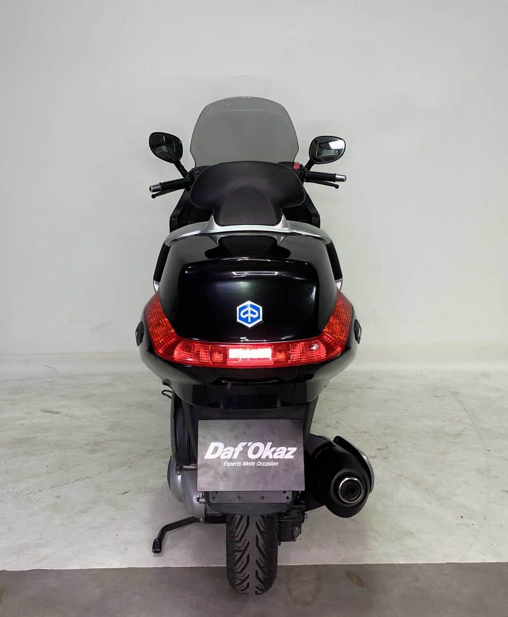 Piaggio X-EVO 125 2008 vue arrière