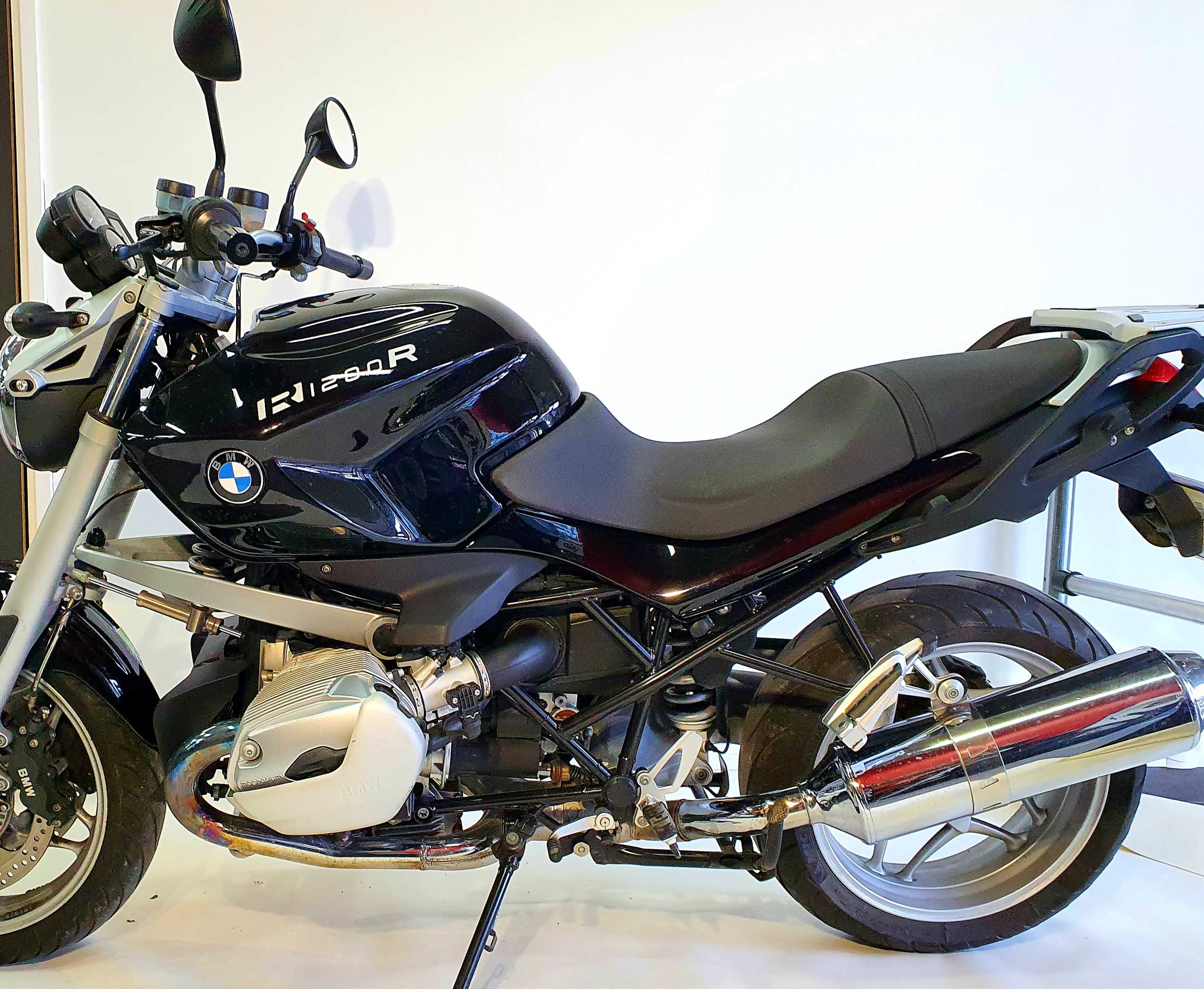 BMW r1200r 2007 HD vue gauche