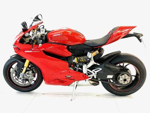 Ducati 1199 PANIGALE S 2014 vue gauche