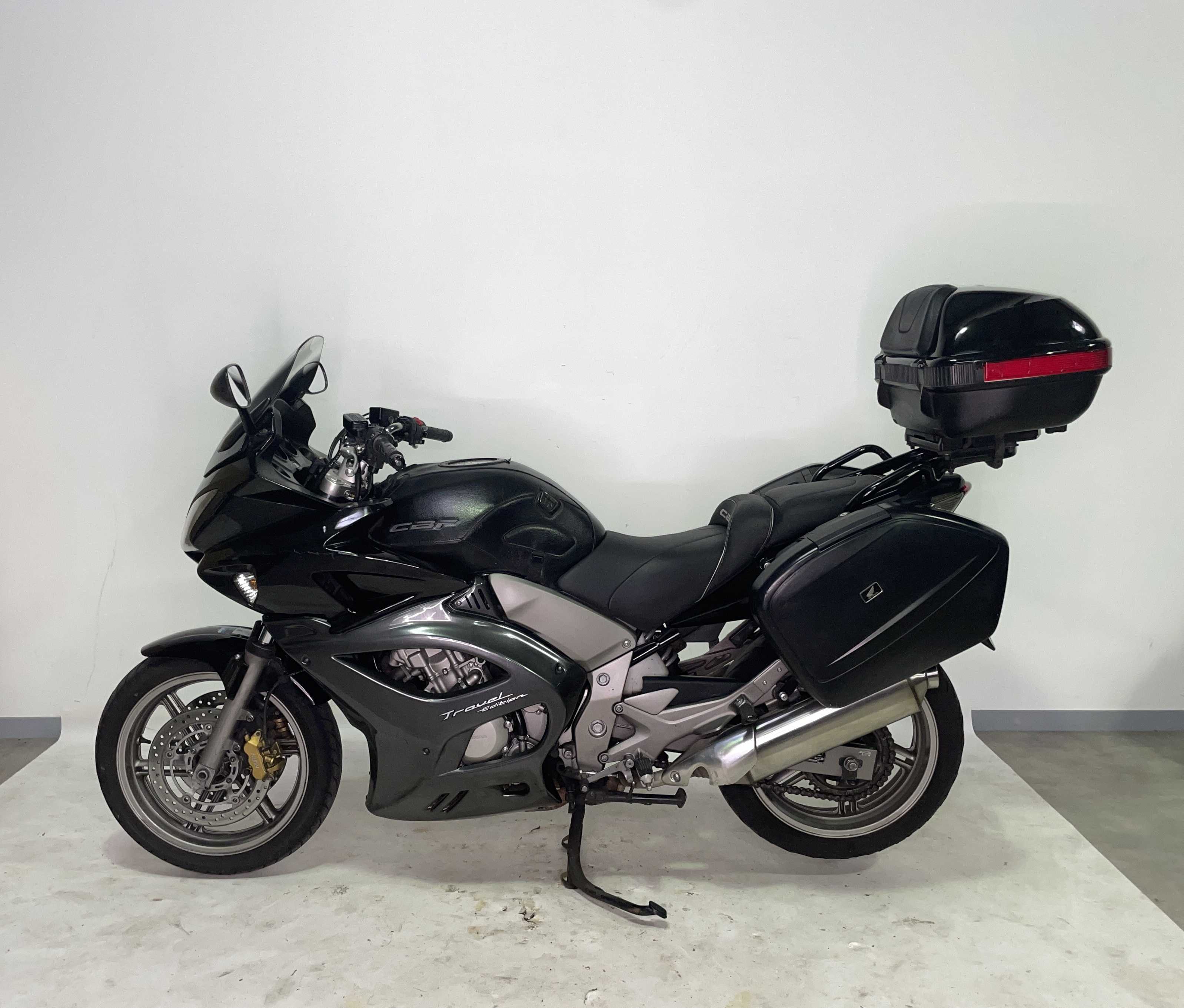 Honda CBF 1000 2008 HD vue gauche