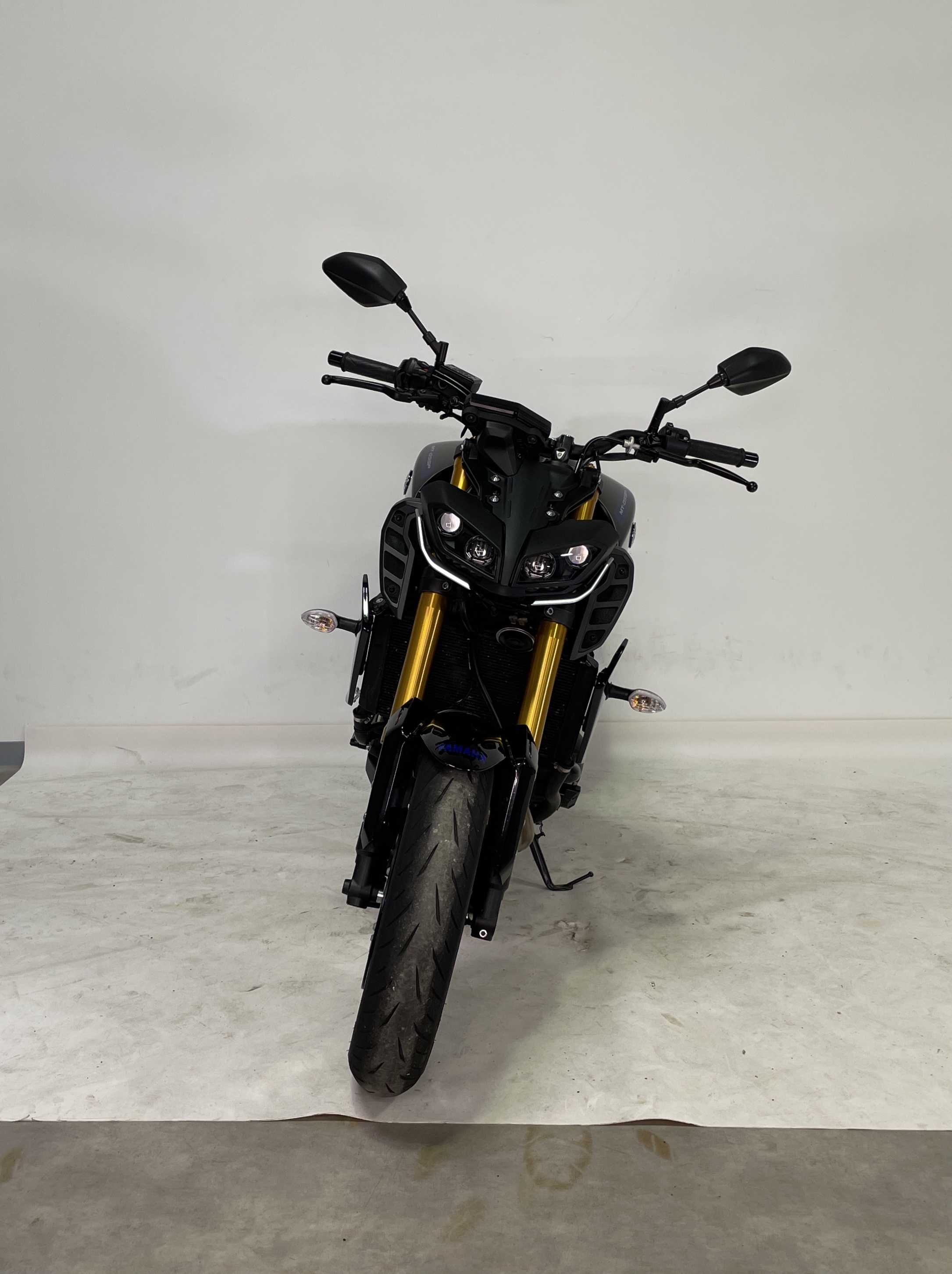 Yamaha MT-09 850 SP 2020 HD vue avant