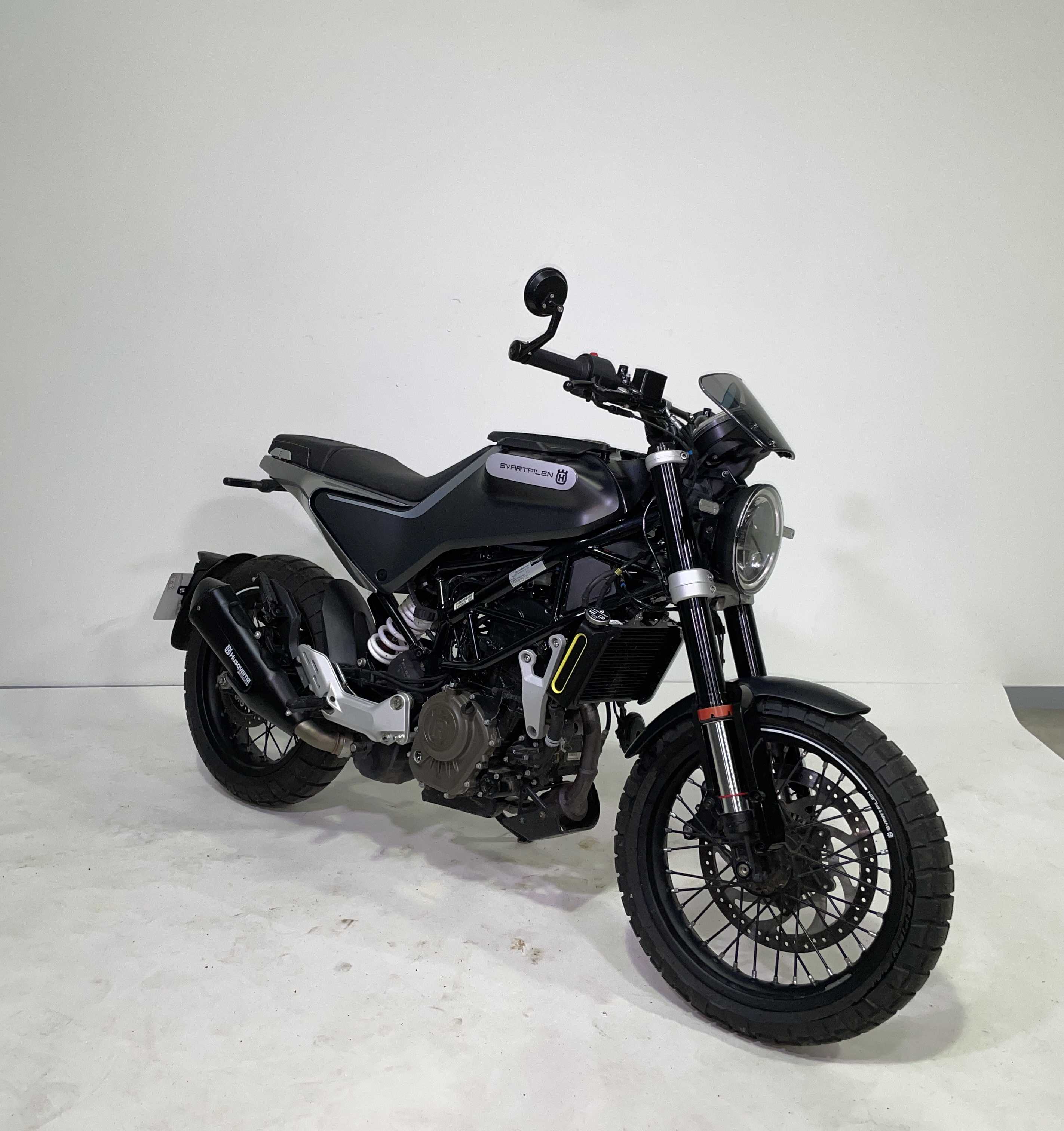 Husqvarna Svartpilen 125 2021 HD vue 3/4 droite