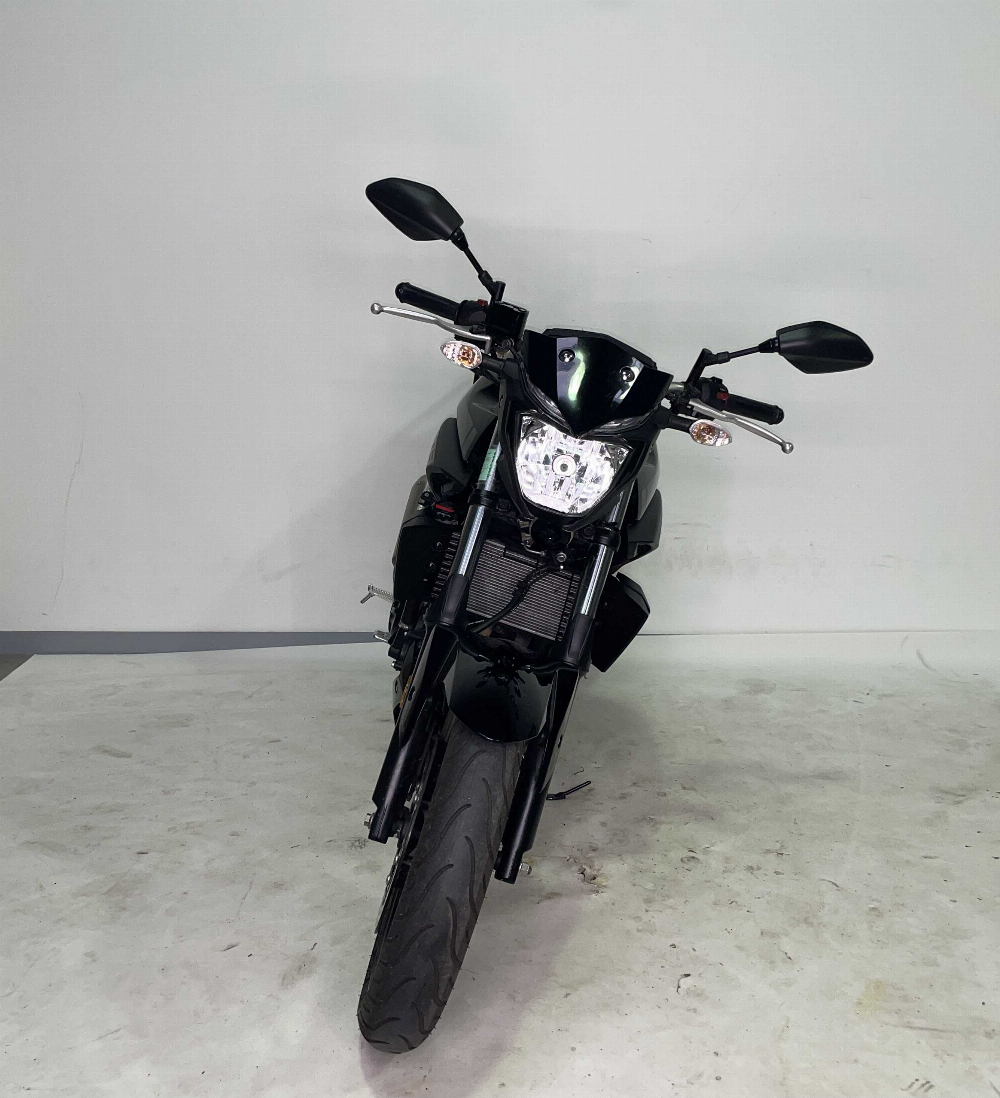 Yamaha MT-03 320 2018 vue avant
