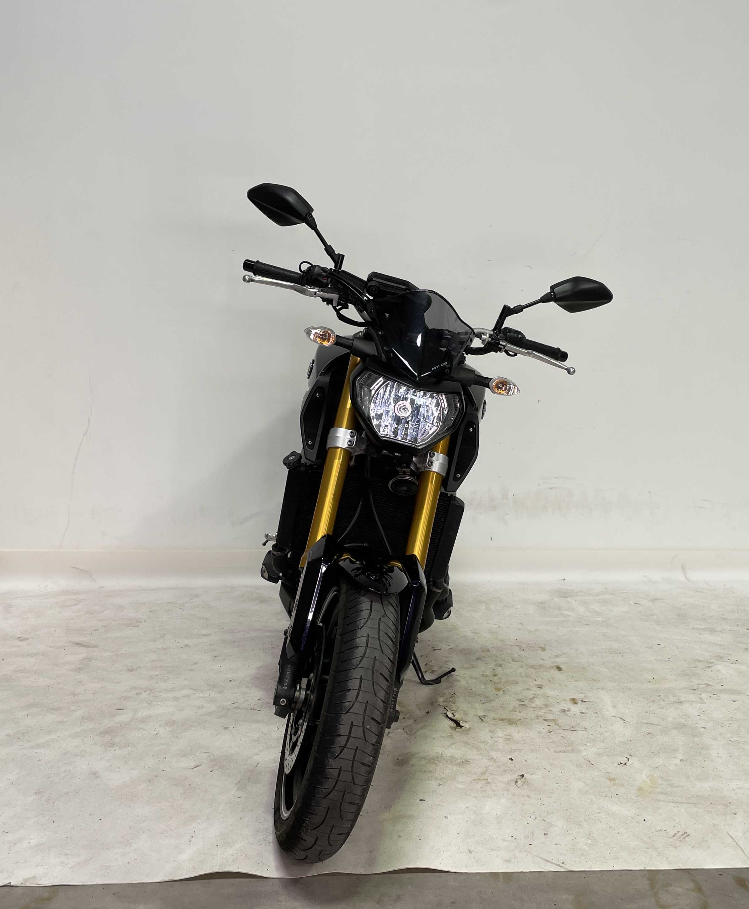 Yamaha MT-09 850 2014 HD vue avant