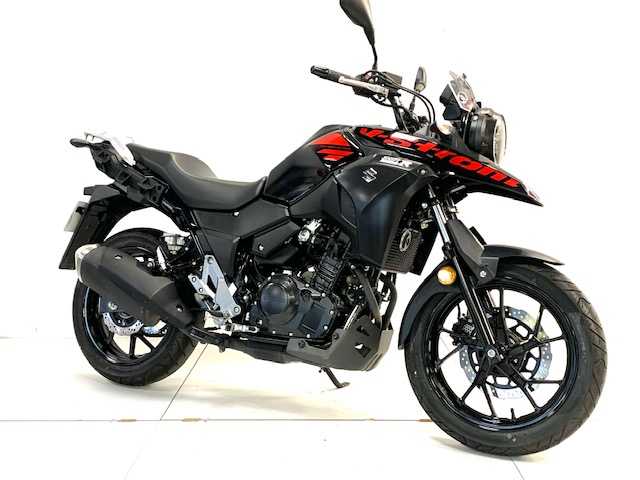 Suzuki 250 DL VSTROM A2 2018 HD vue 3/4 droite