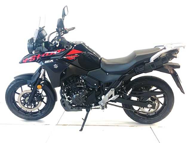 Suzuki 250 DL VSTROM A2 2018 HD vue gauche