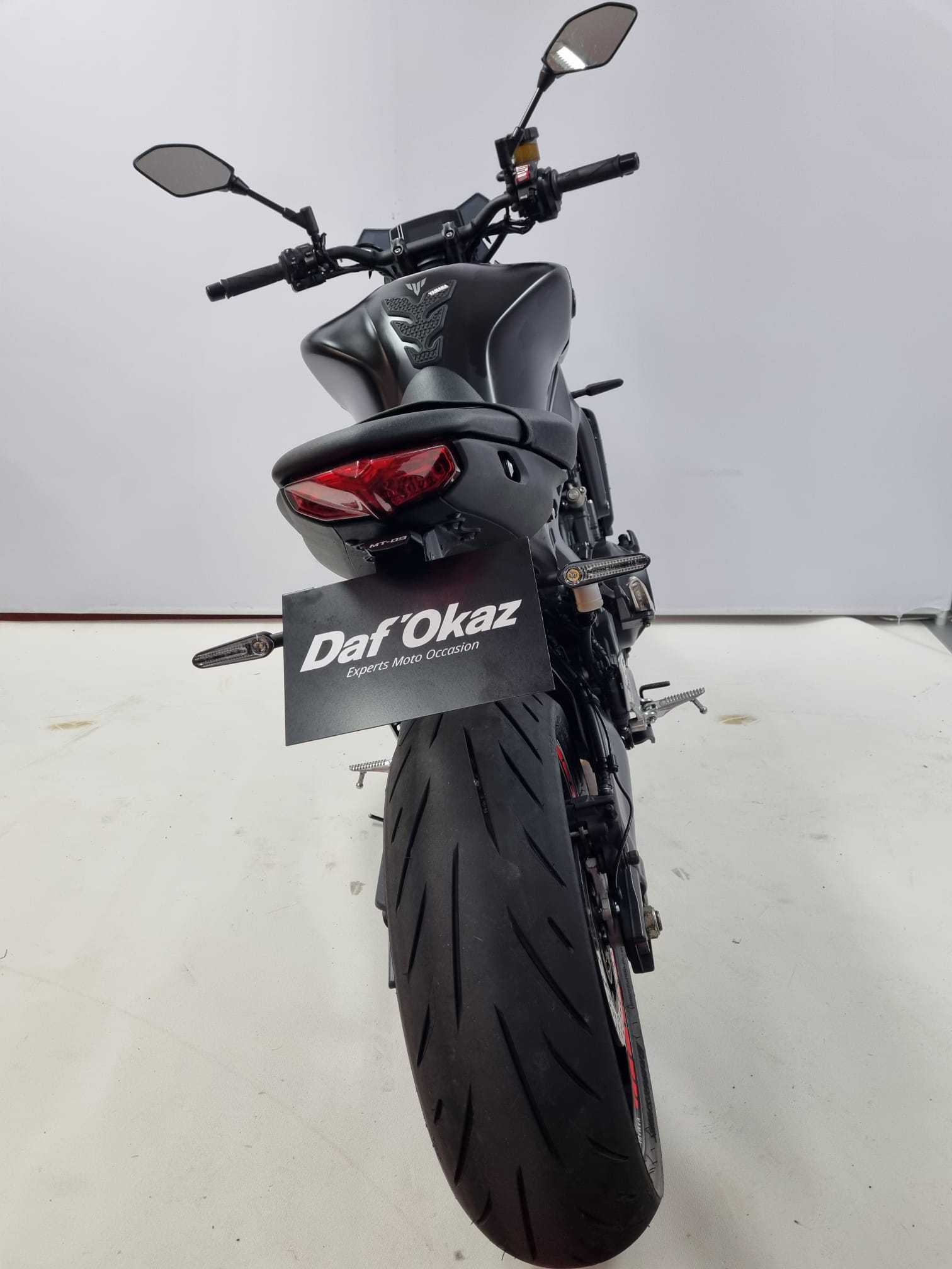 Yamaha MT09 900 TECH BLACK 2021 HD vue arrière