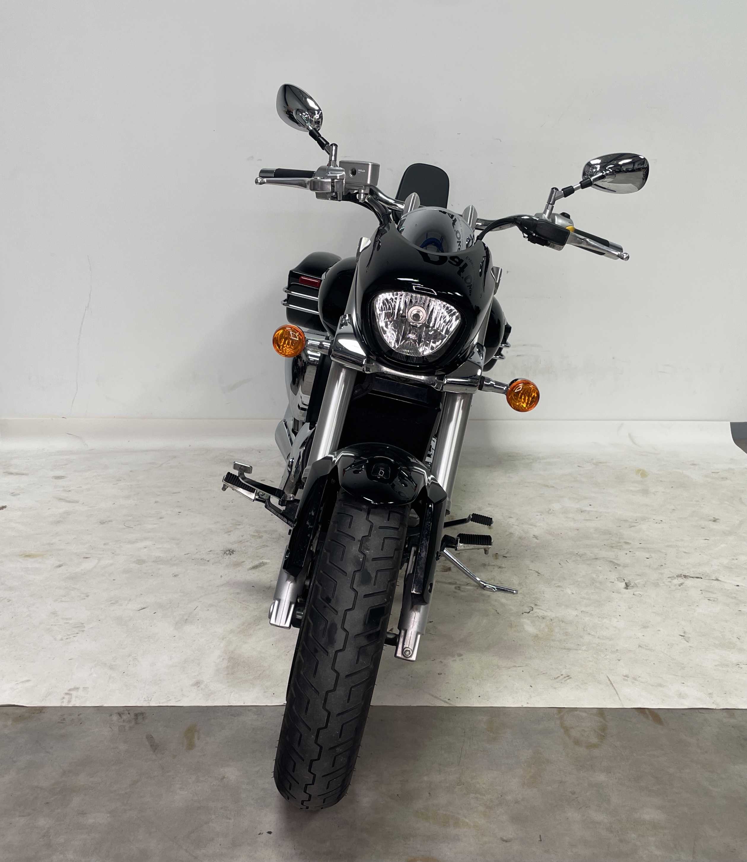 Suzuki VZ800Intruder (M800) 2015 HD vue avant