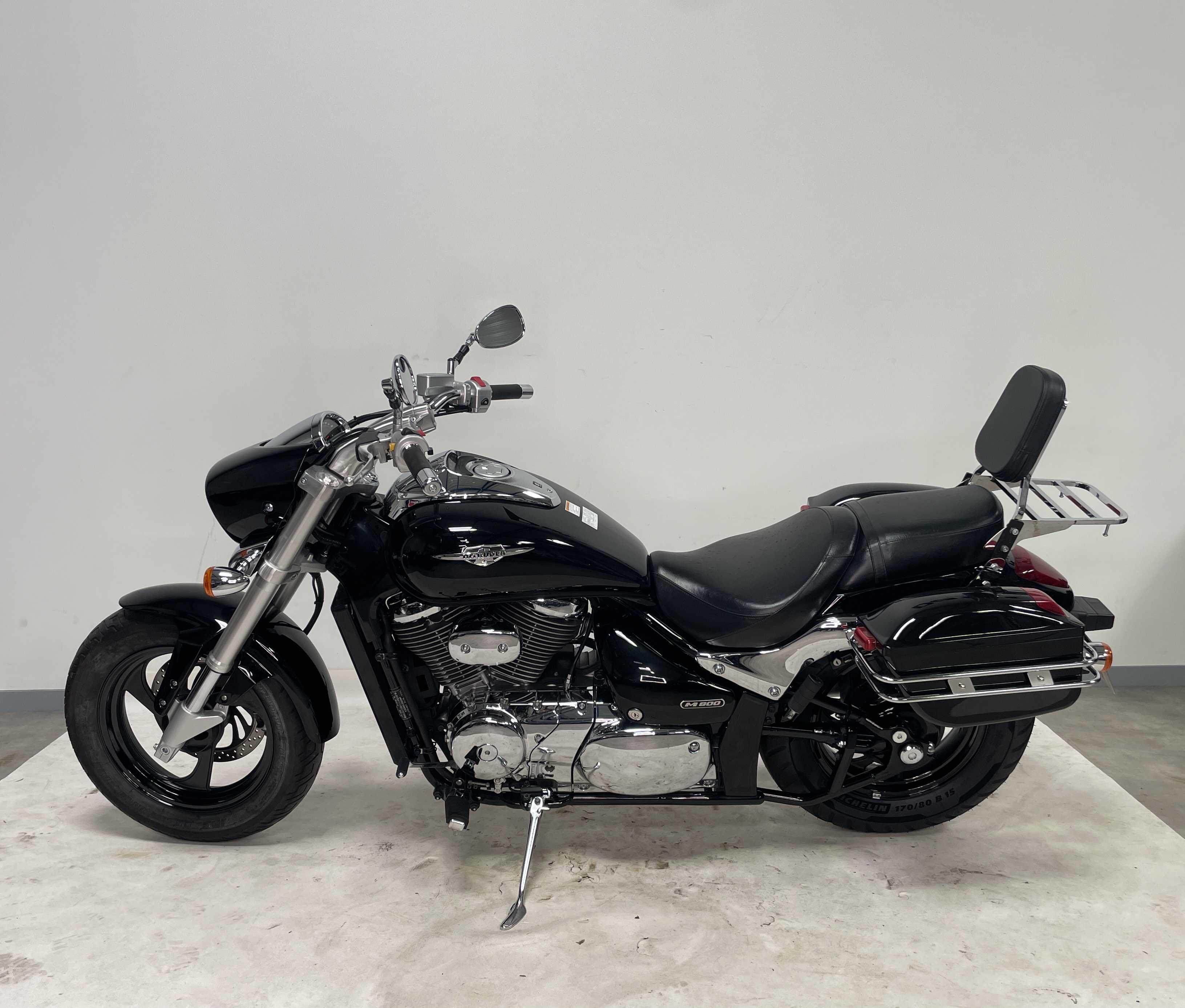 Suzuki VZ800Intruder (M800) 2015 HD vue gauche