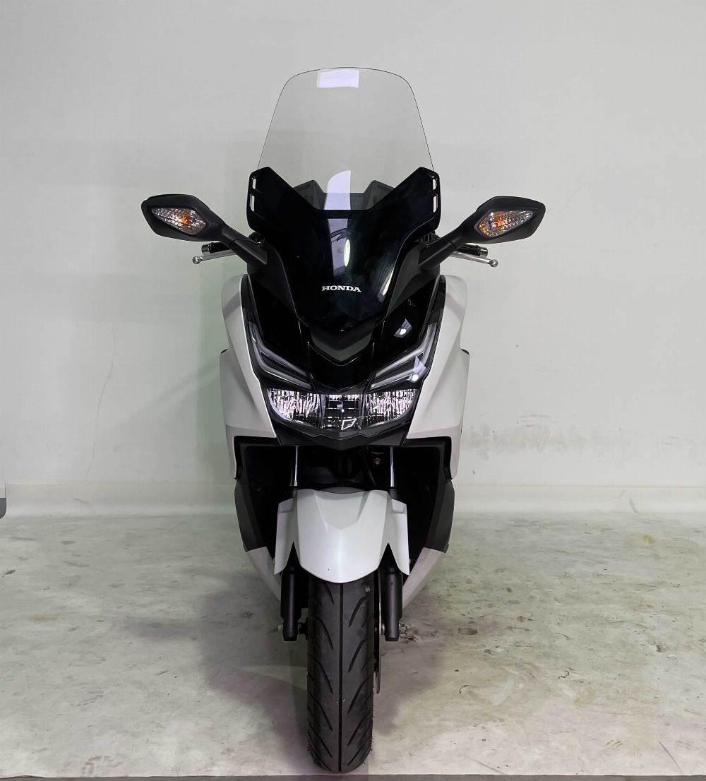 Honda NSS 125 Forza ABS 2017 vue avant