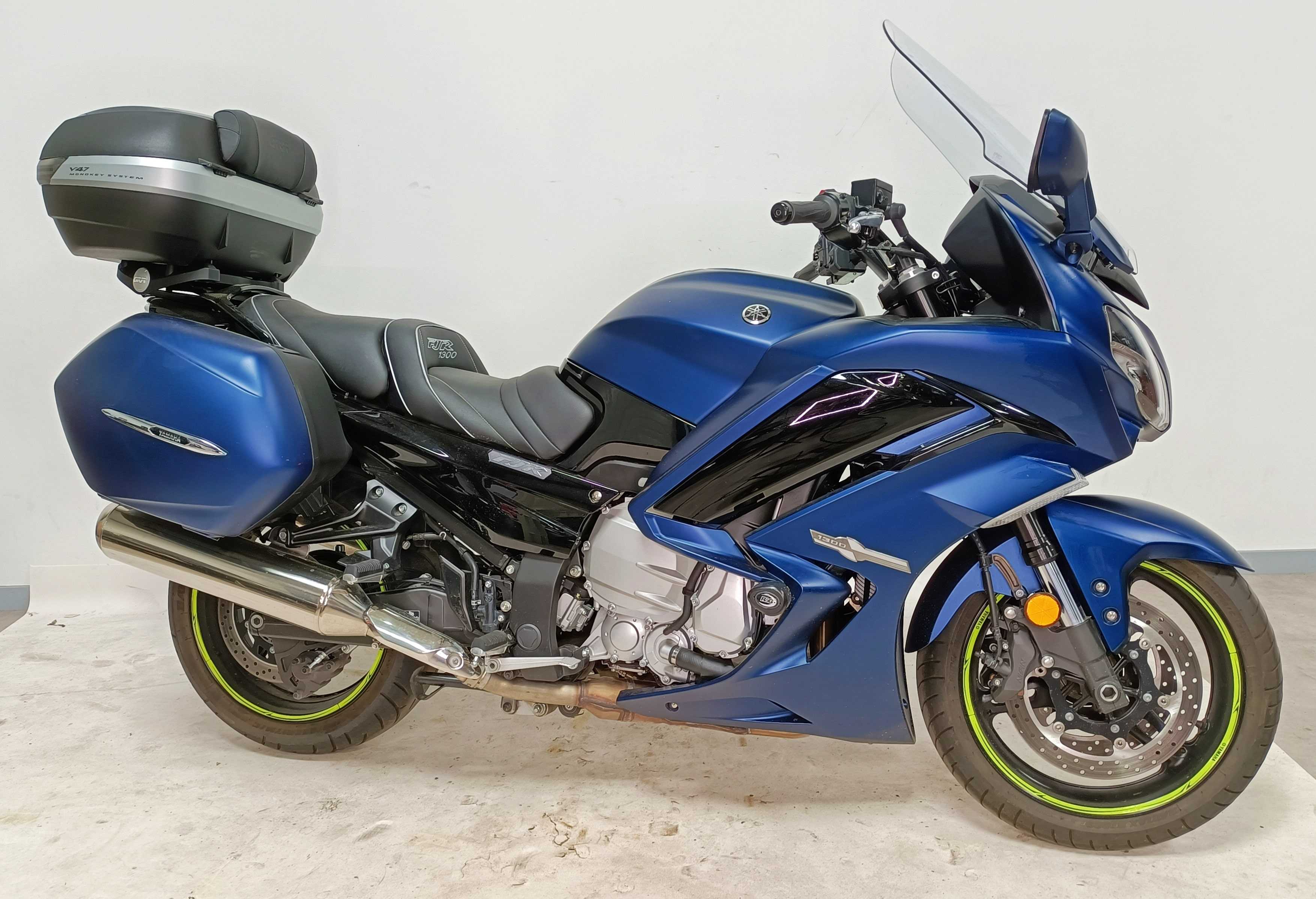 Yamaha FJR 1300 A 2020 HD vue 3/4 droite