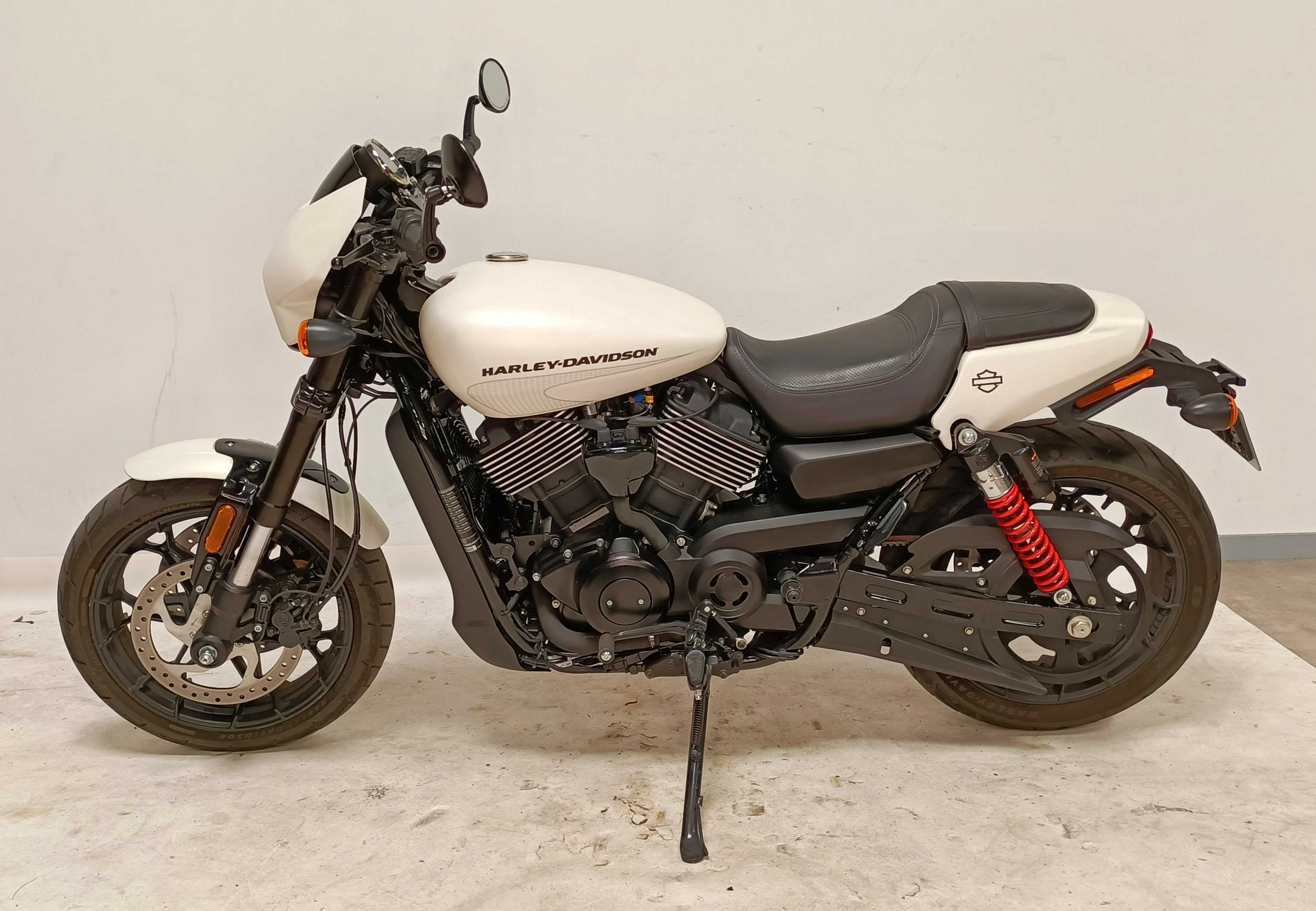 Harley-Davidson STREET ROD 2019 HD vue gauche