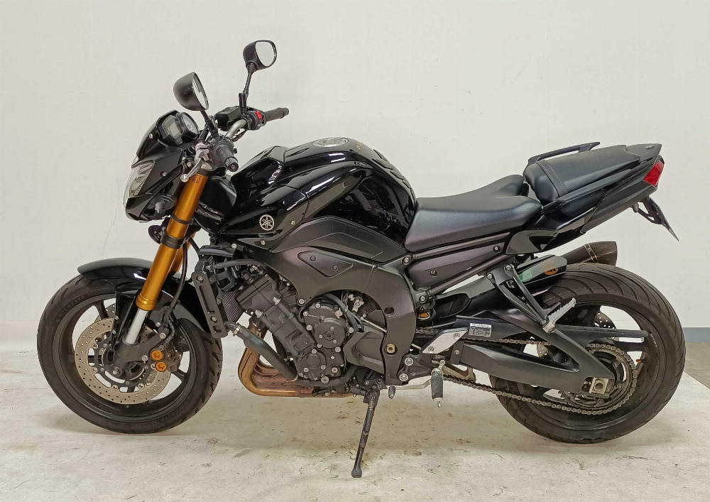 Yamaha FZ8 N 2011 vue gauche