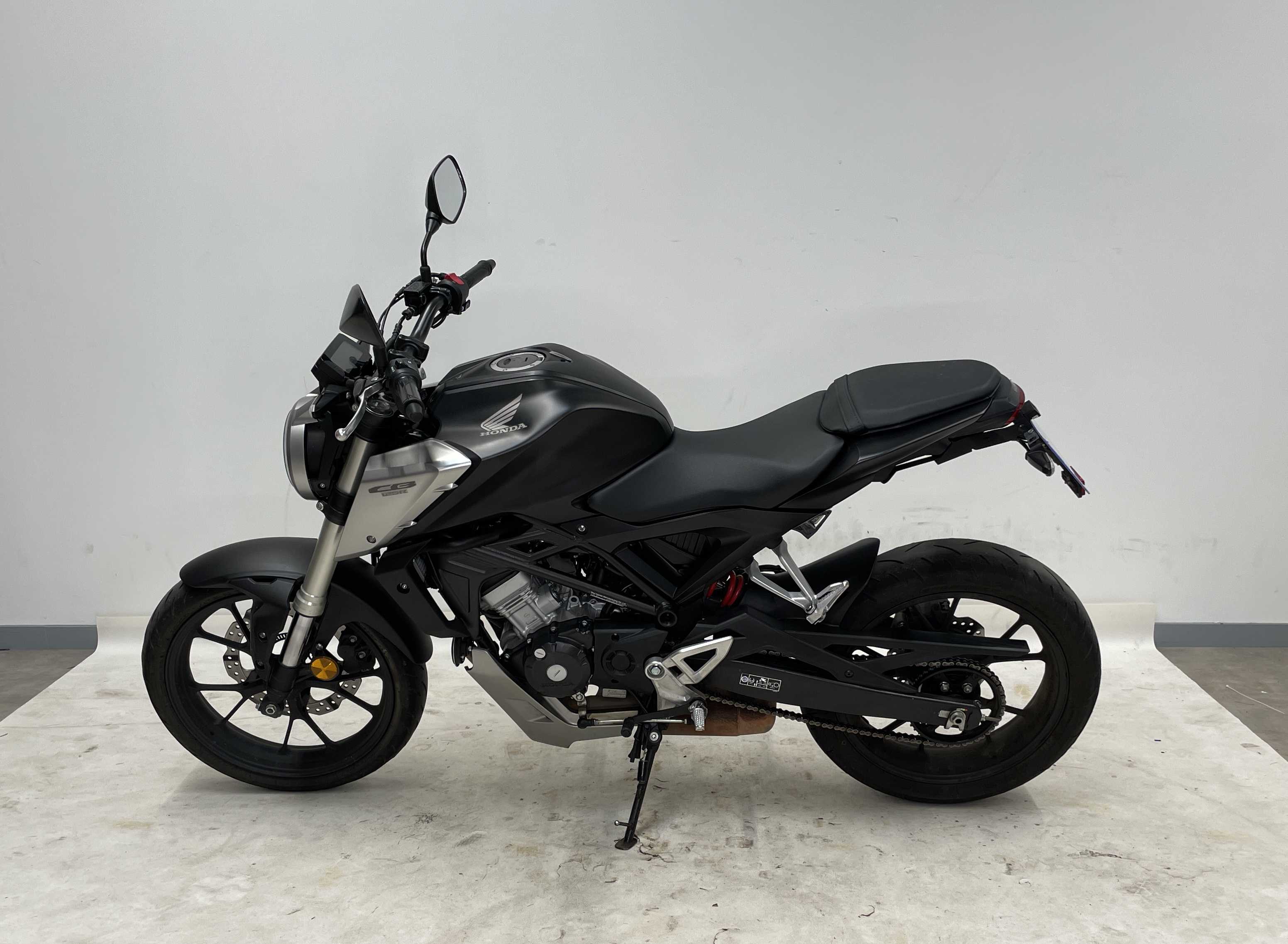 Honda CB 125 R 2020 HD vue gauche