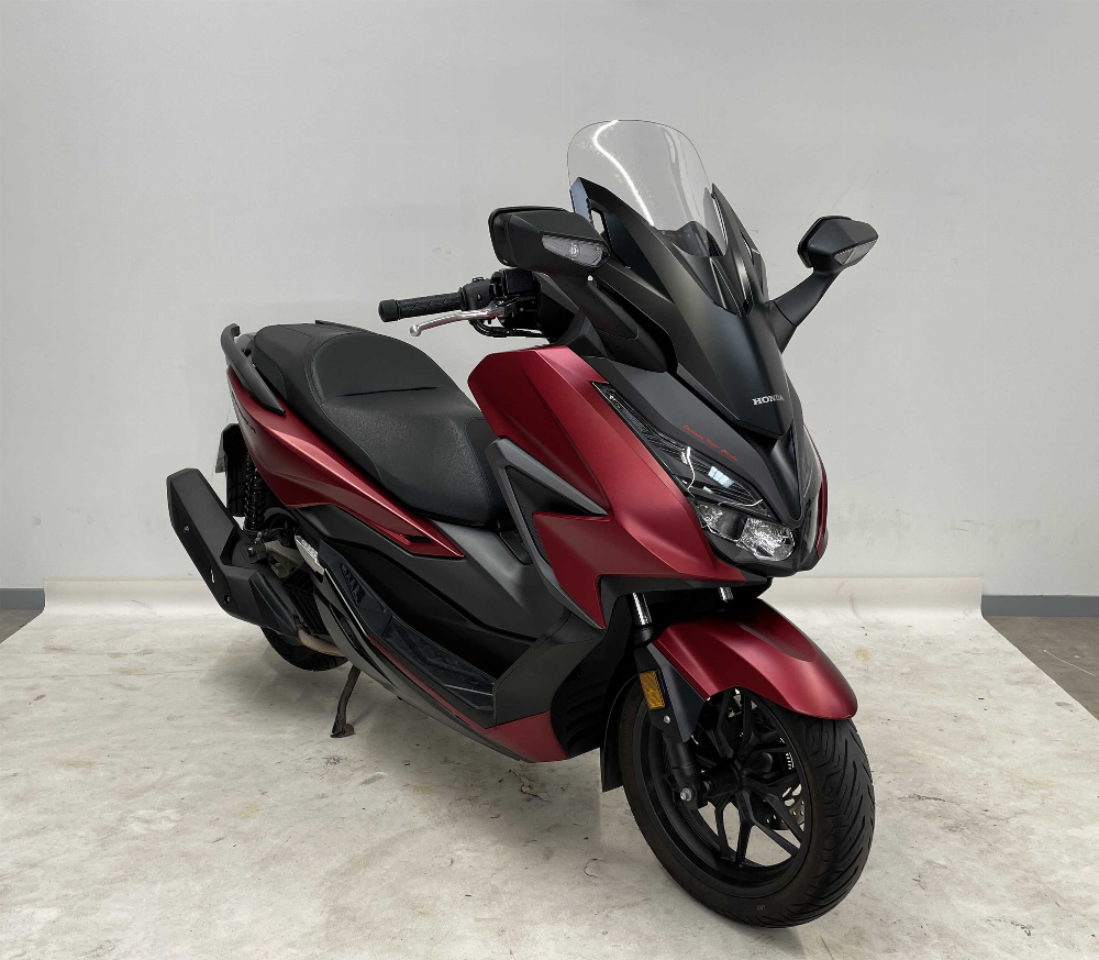 Honda NSS 125 Forza ABS 2021 vue 3/4 droite