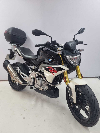 Aperçu BMW G 310 R 2018 vue 3/4 droite