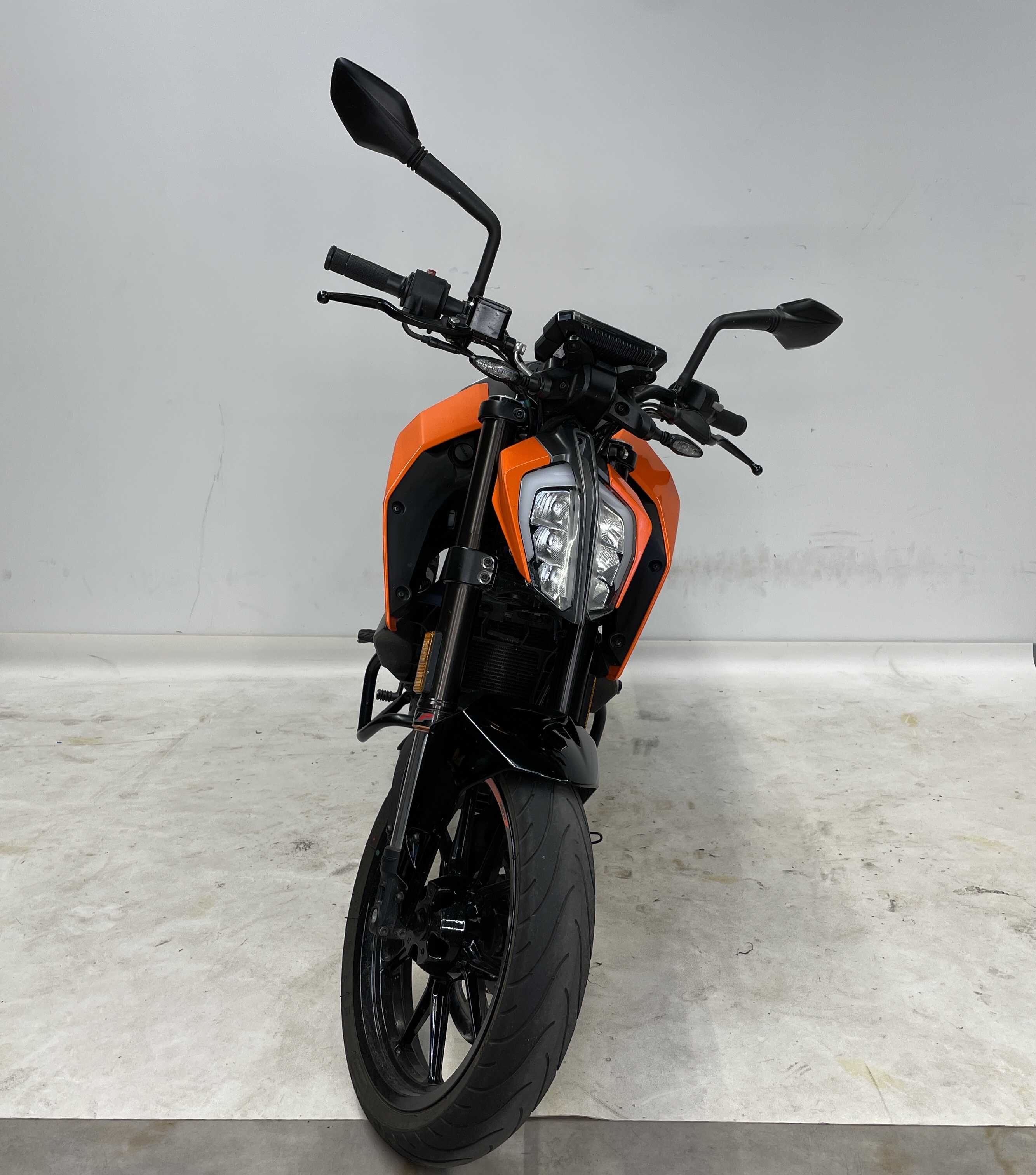 KTM 125 Duke 2019 HD vue avant