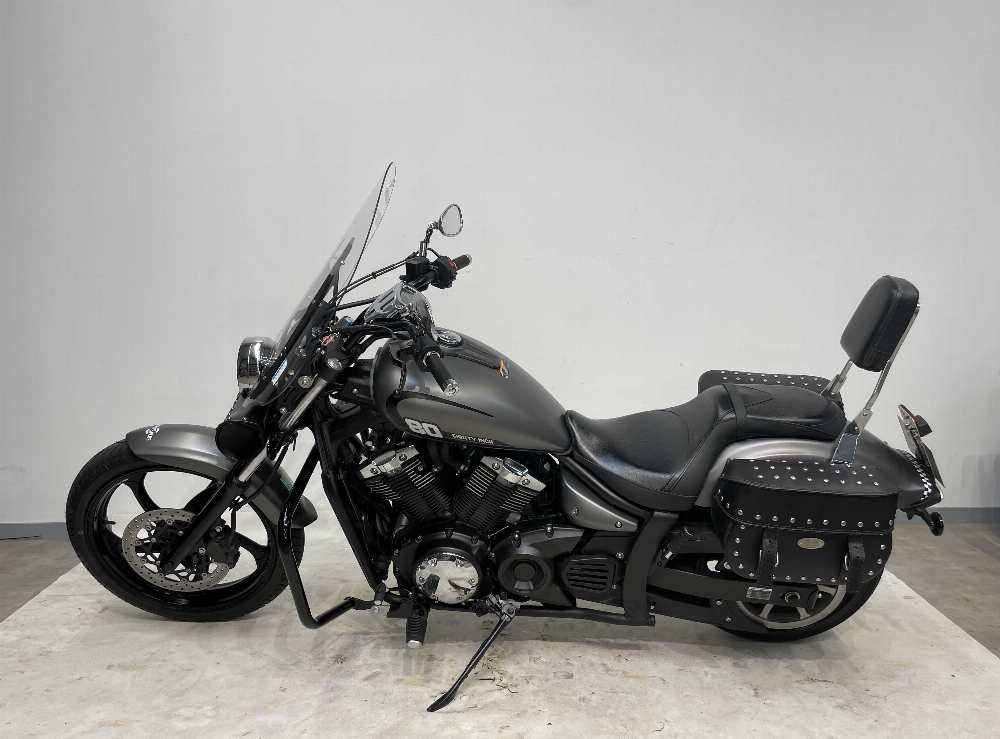 Yamaha XVS 1300 A Midnight Star 2016 vue gauche