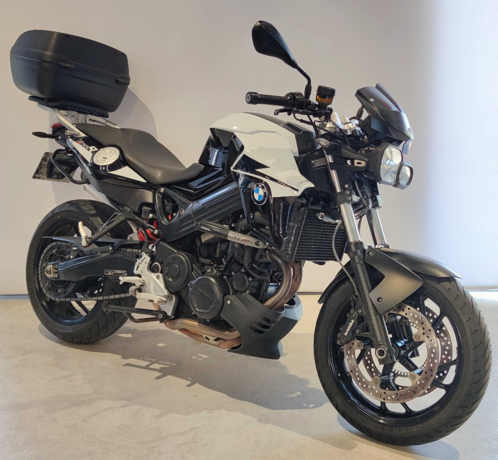 BMW F 800 R 2014 vue 3/4 droite