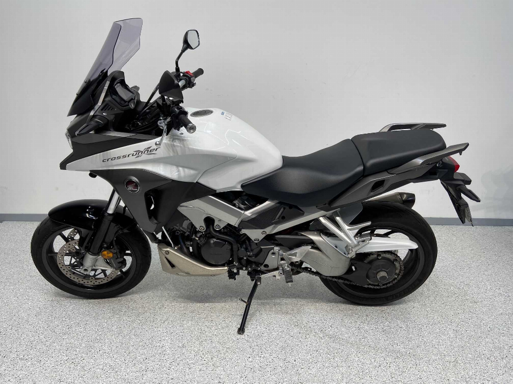 Honda VFR 800 X Crossrunner RC80 2015 vue gauche