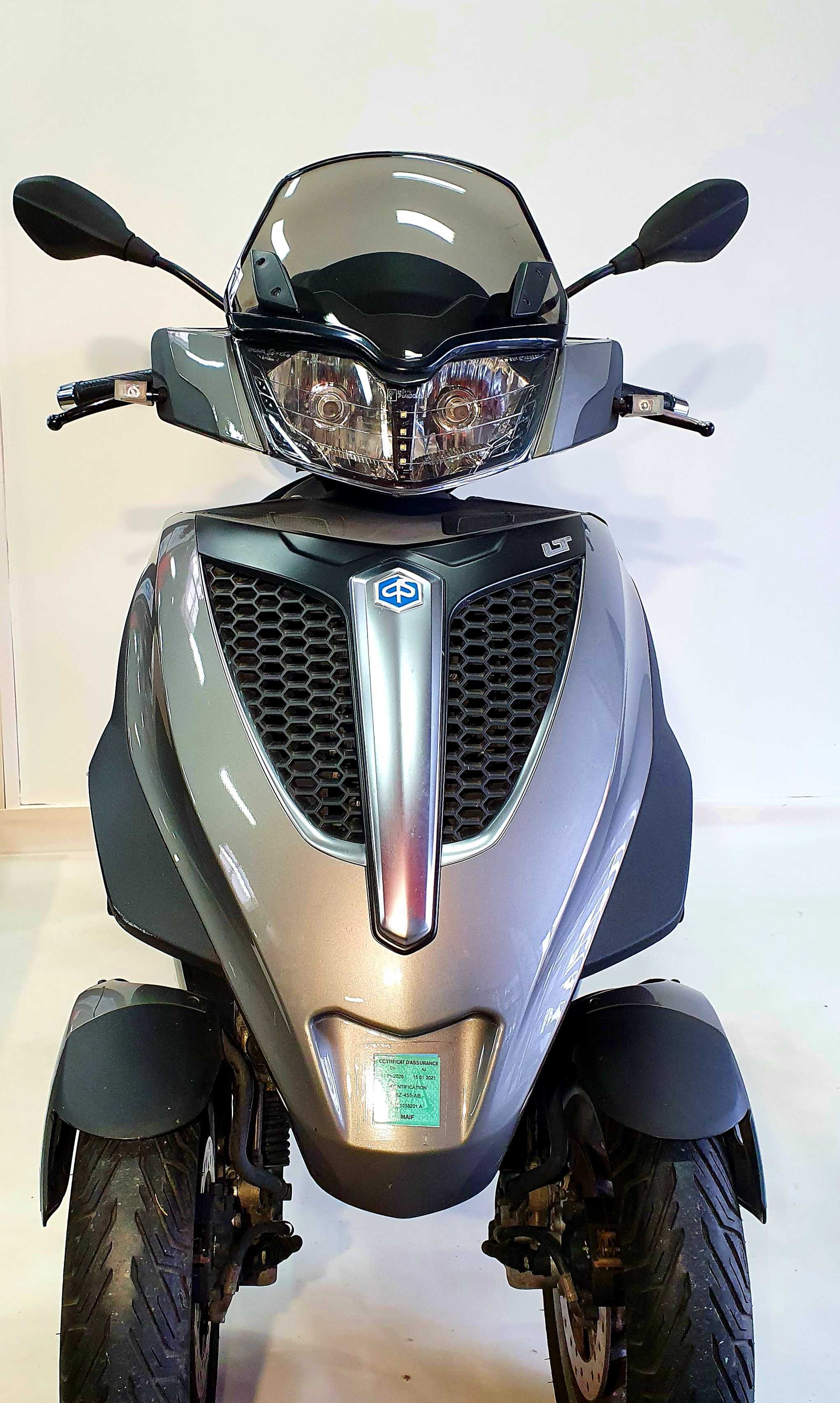 Piaggio MP3 300 2011 HD vue avant